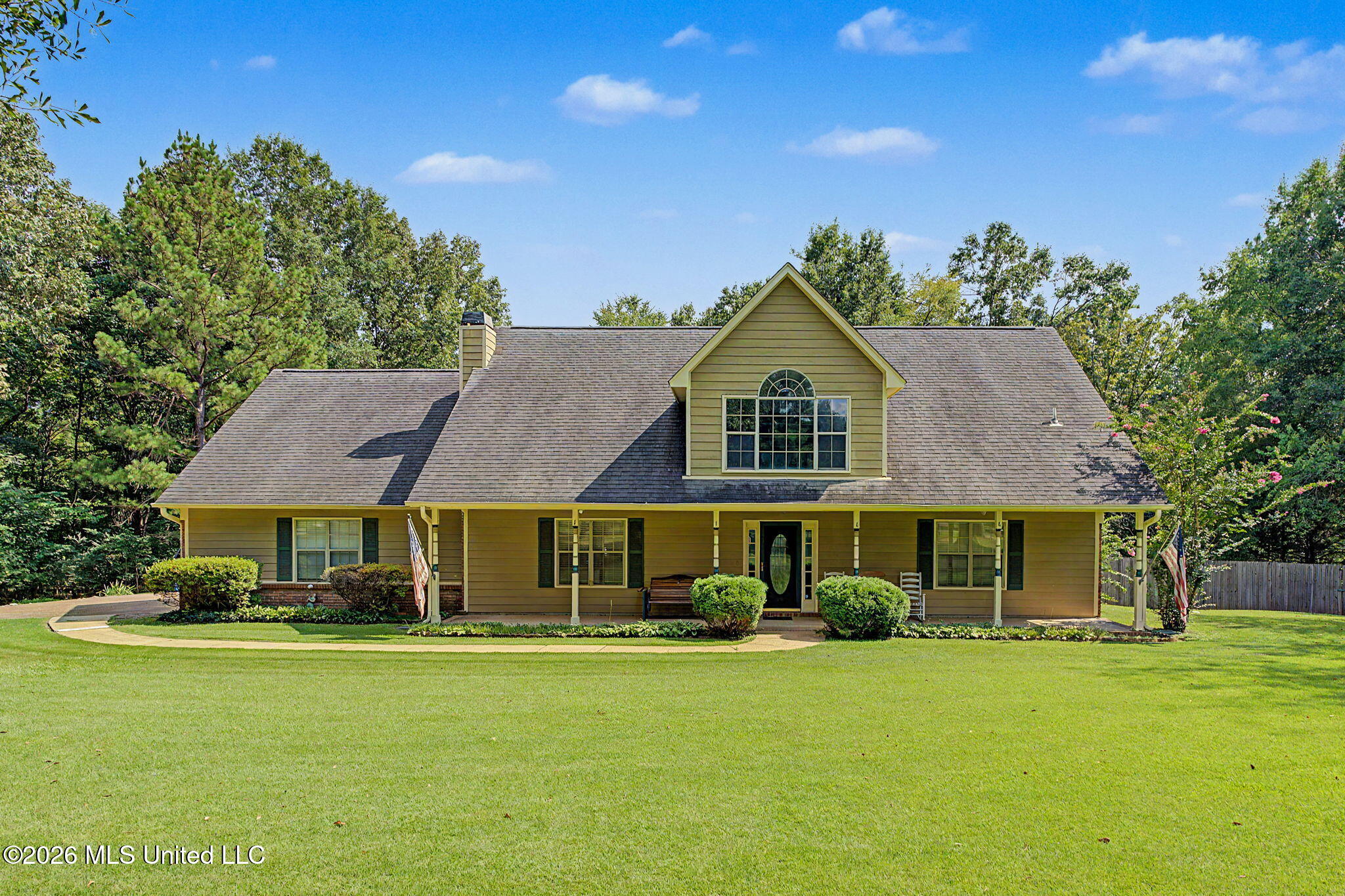 12985 Pine Crest Drive Property Photo 1