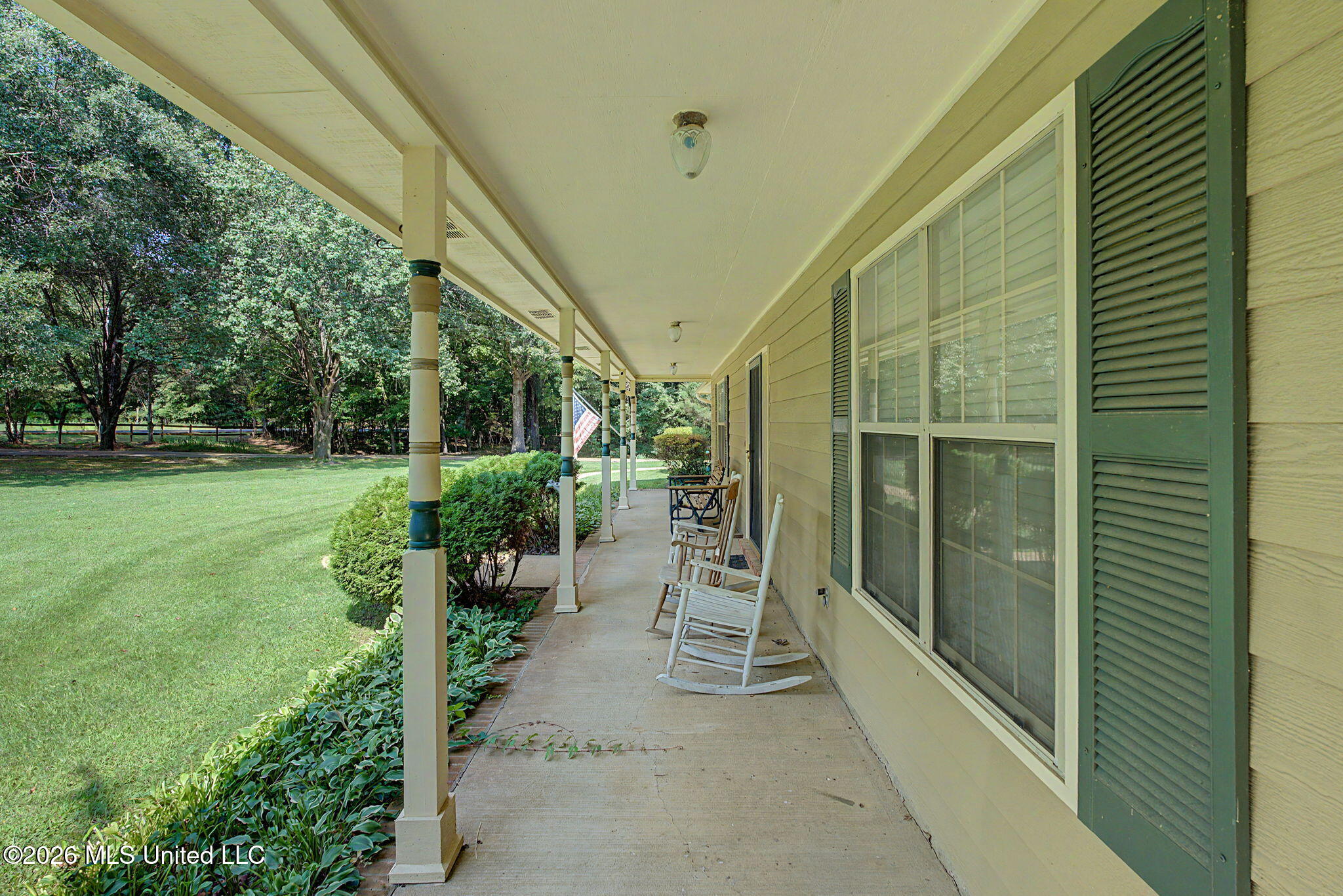 12985 Pine Crest Drive Property Photo 7