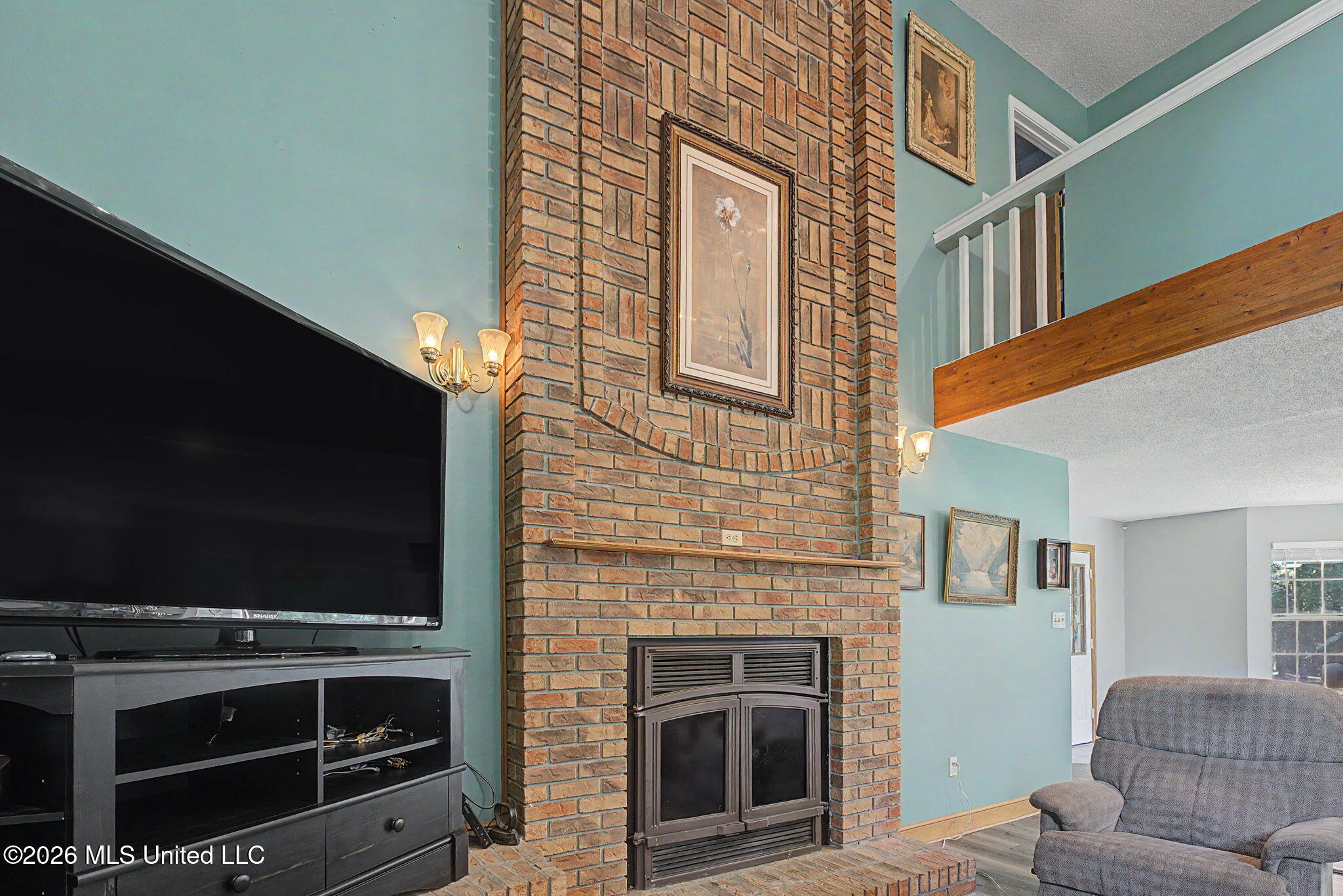 12985 Pine Crest Drive Property Photo 10