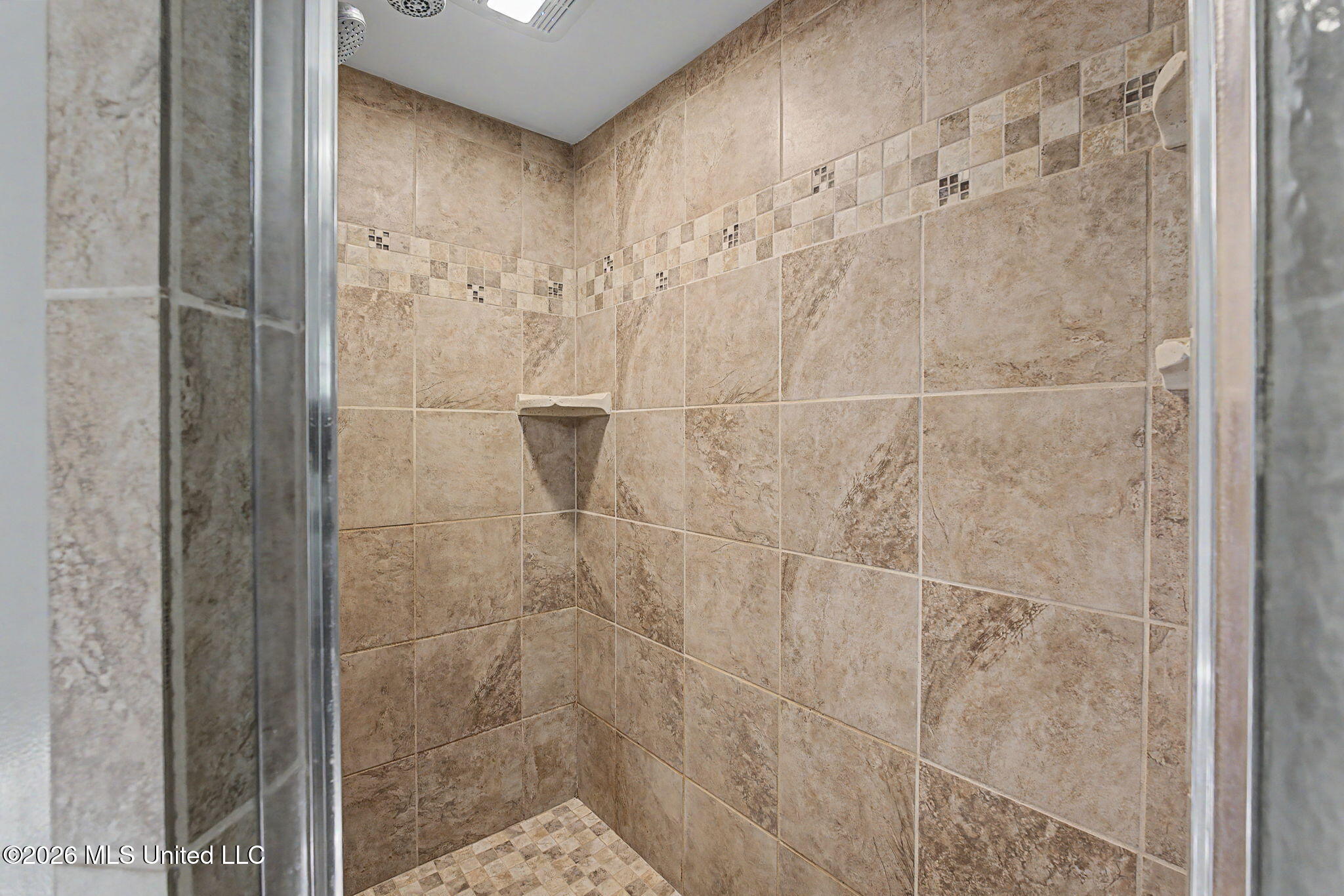 12985 Pine Crest Drive Property Photo 23