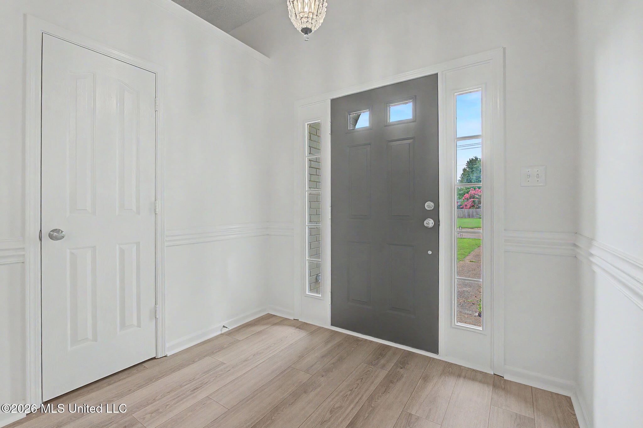 2215 Greencliff Drive Property Photo 22