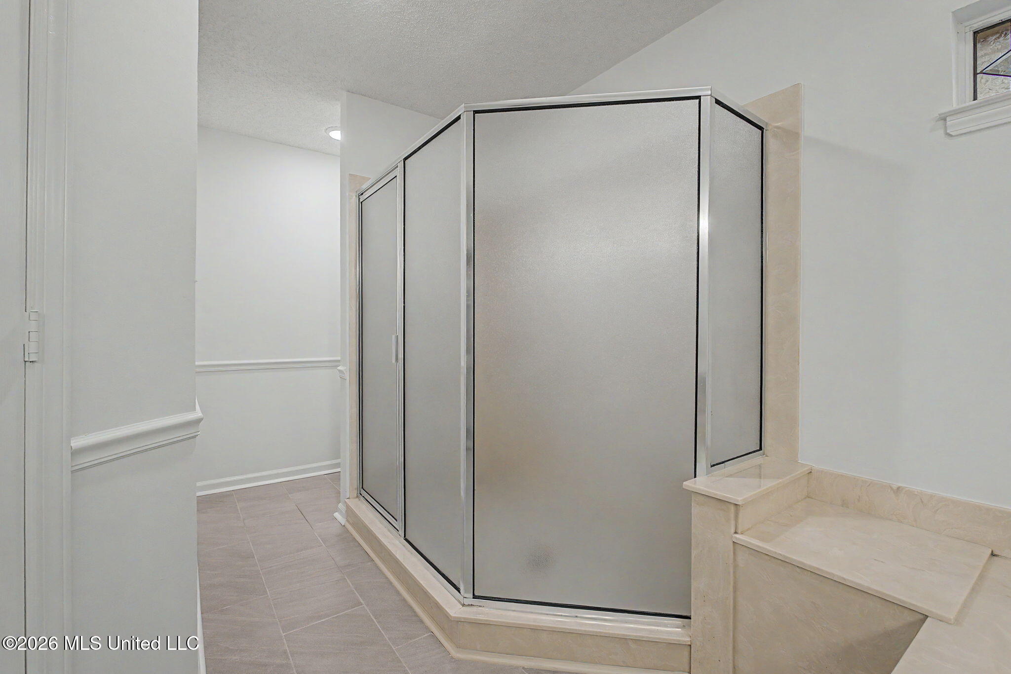 2215 Greencliff Drive Property Photo 26