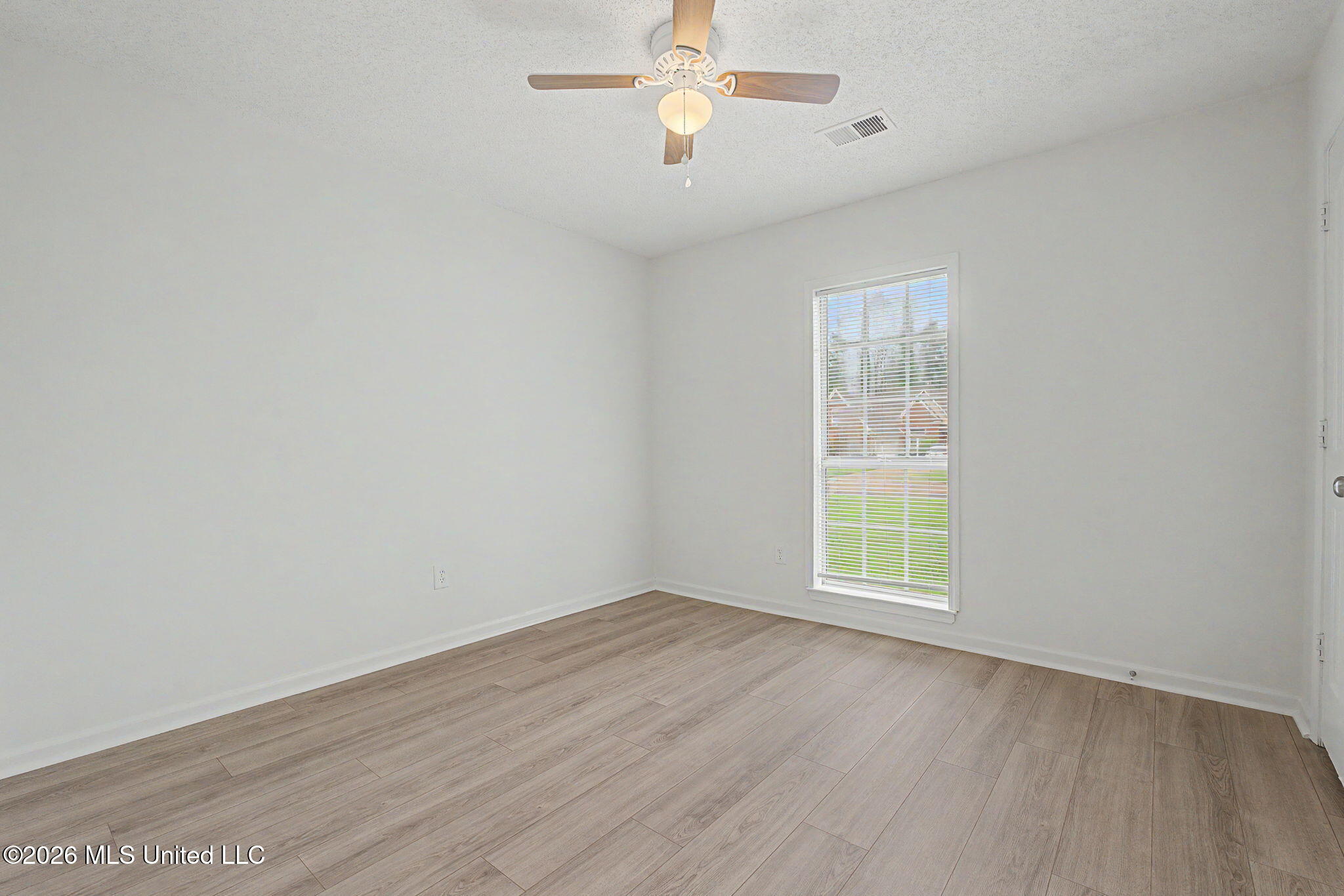2215 Greencliff Drive Property Photo 27