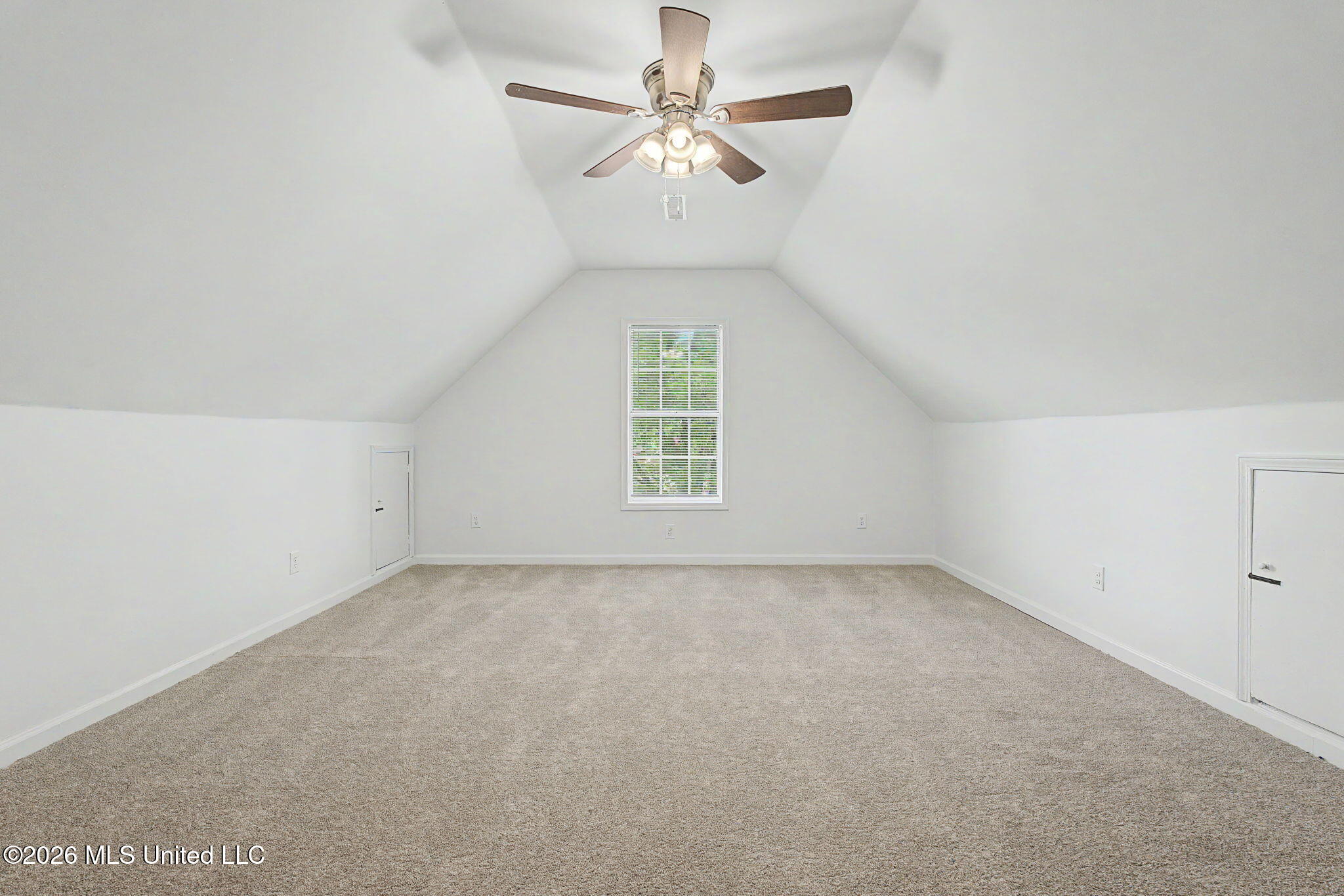 2215 Greencliff Drive Property Photo 32