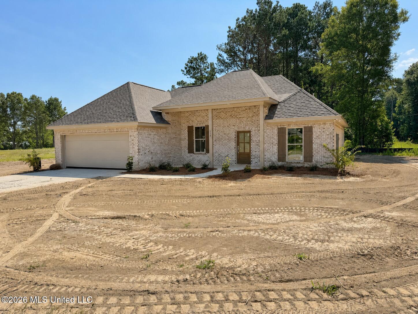 213 Vernon Jones Avenue Property Photo 1