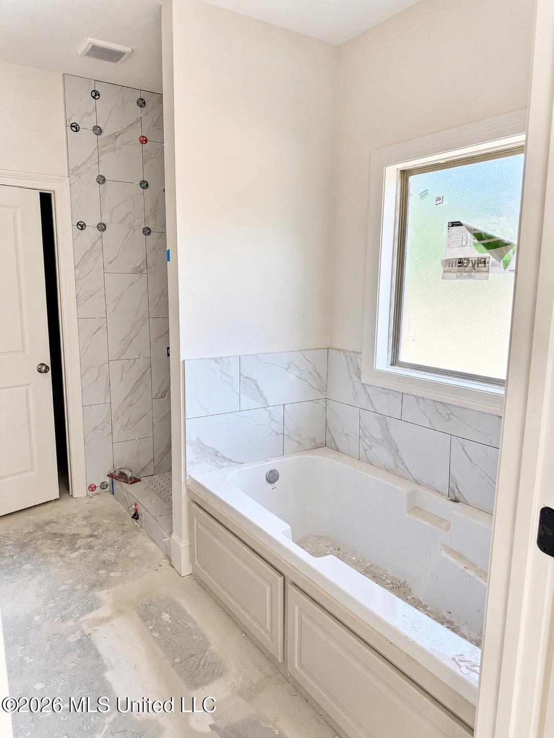 213 Vernon Jones Avenue Property Photo 7