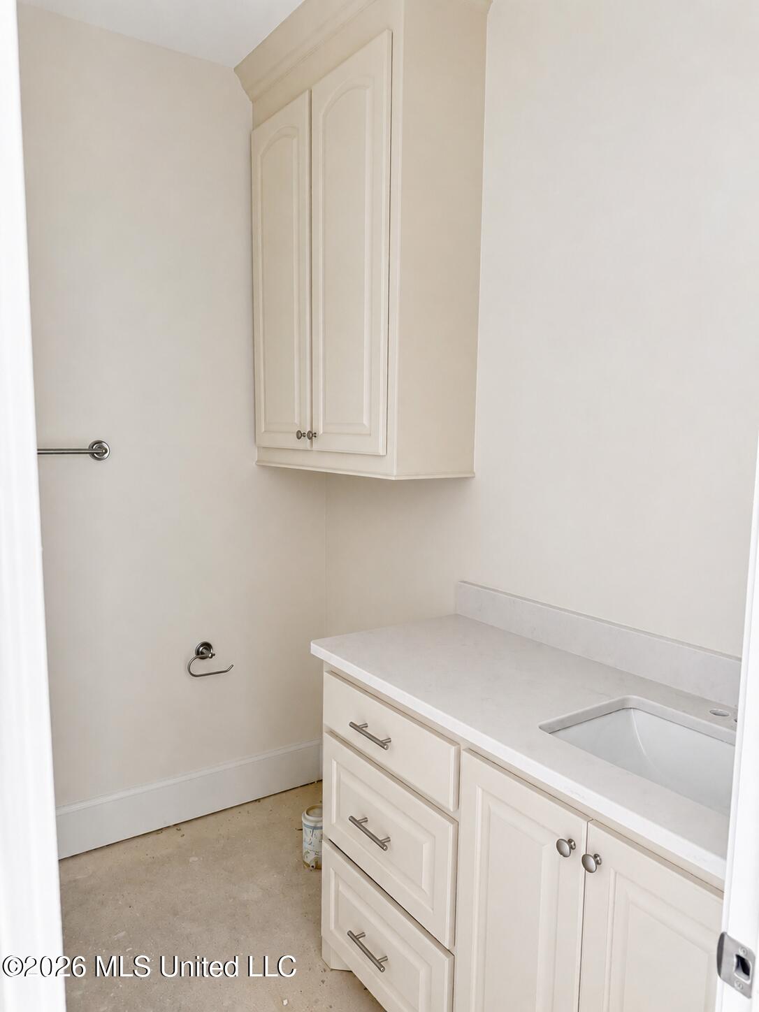 213 Vernon Jones Avenue Property Photo 8