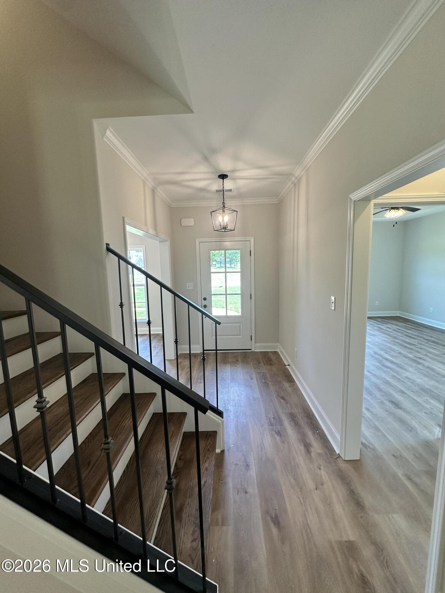 875 Hazelwood Drive Property Photo 9