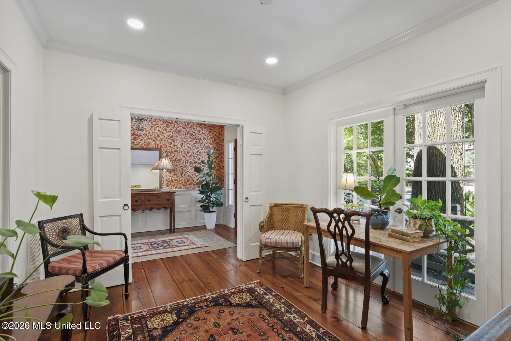 12 E Hill Drive Property Photo 9