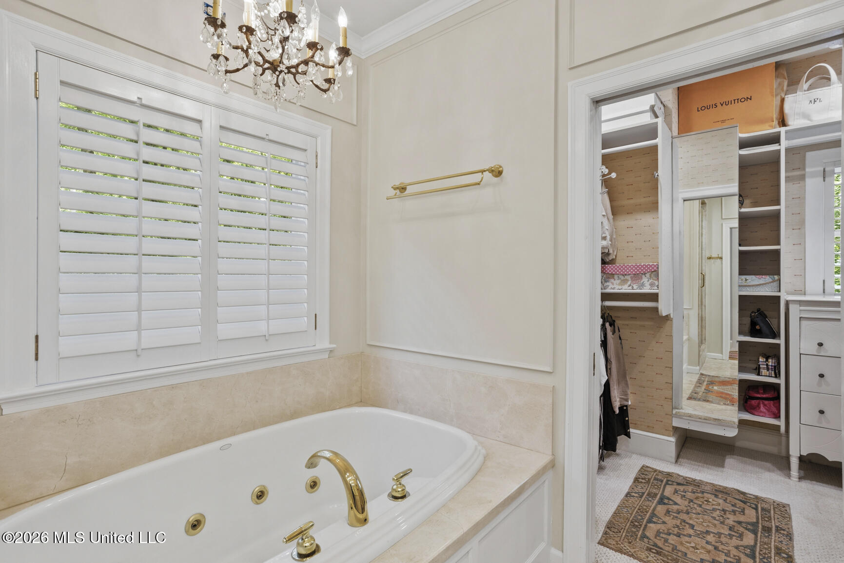 12 E Hill Drive Property Photo 17