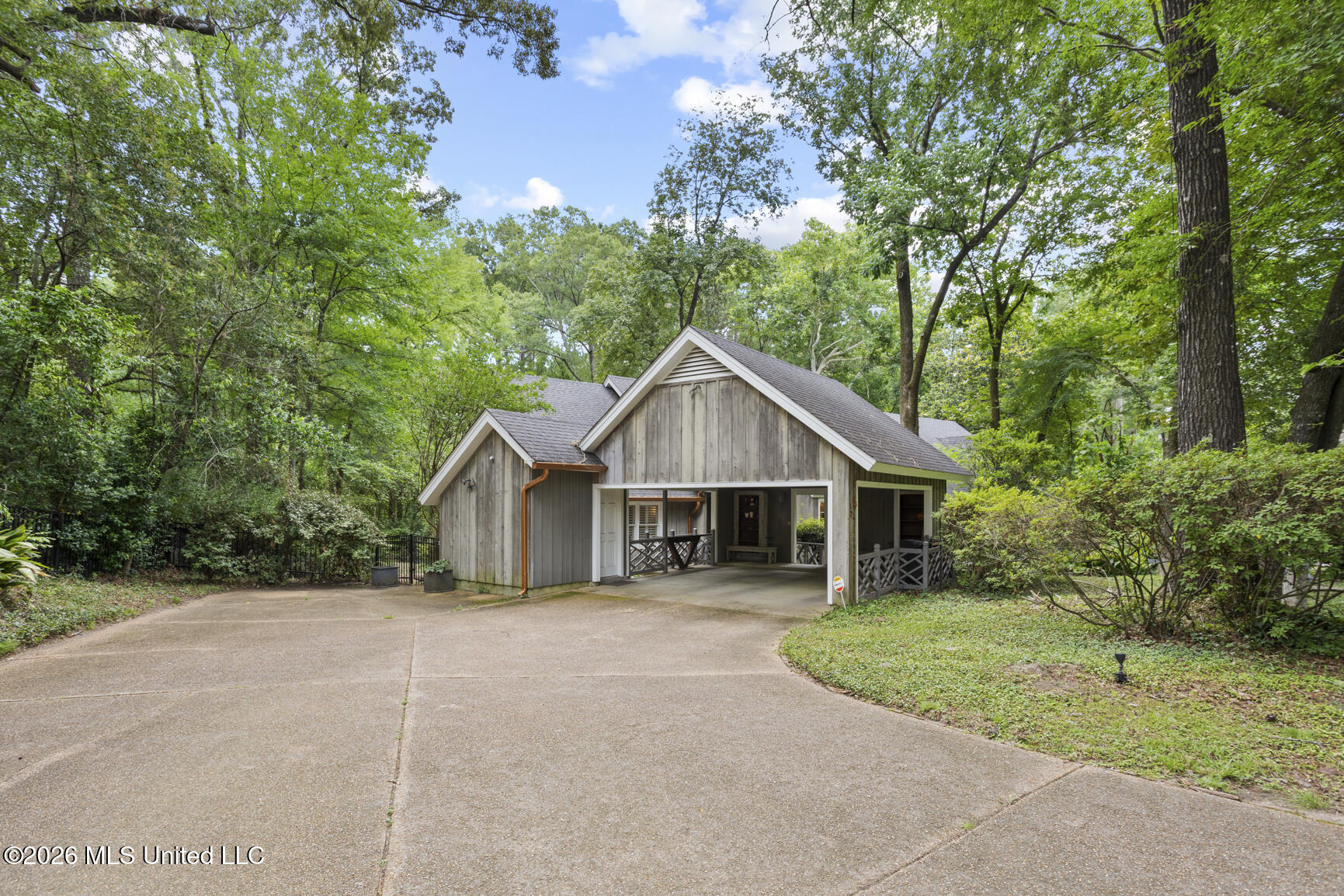 12 E Hill Drive Property Photo 28