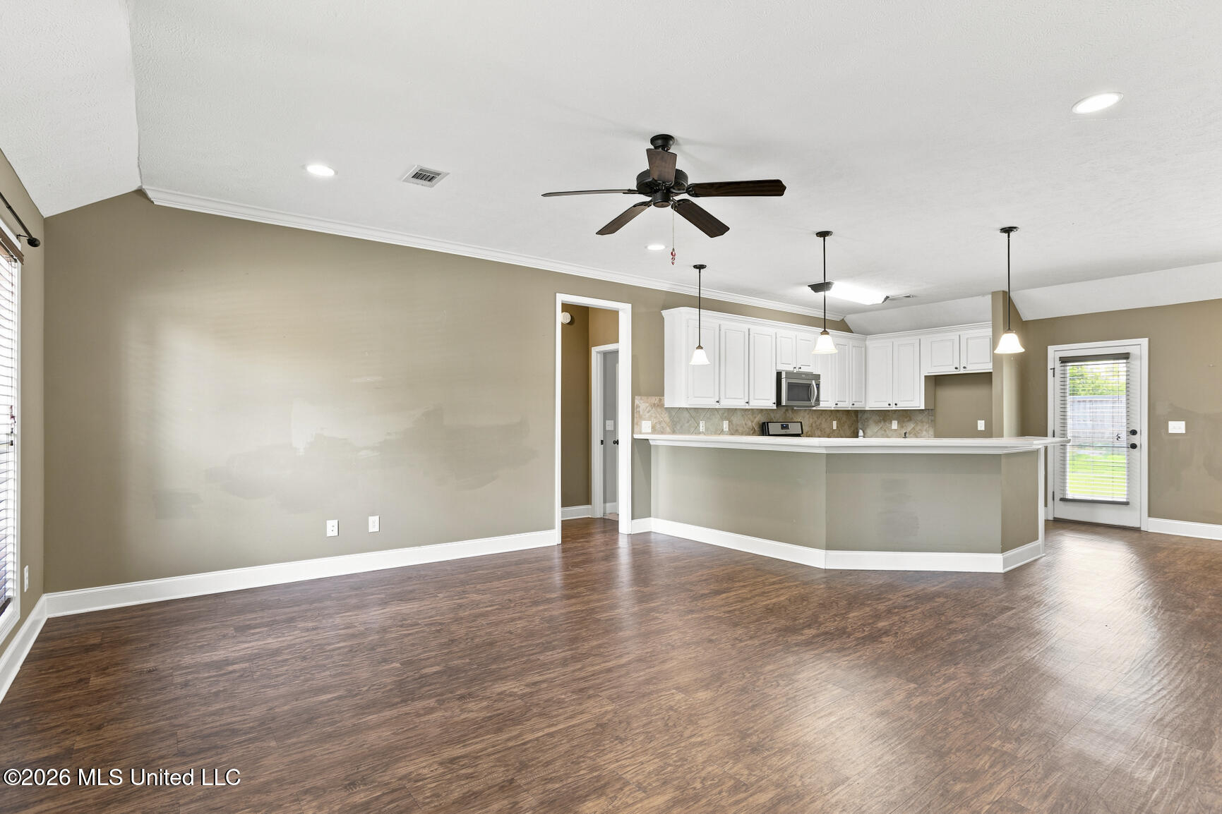 159 Harvey Circle Property Photo 4