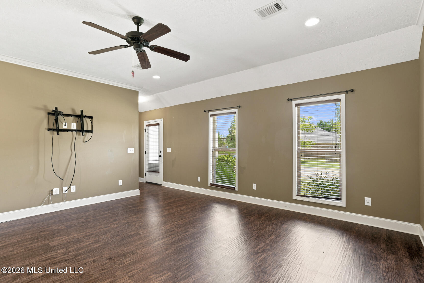 159 Harvey Circle Property Photo 7