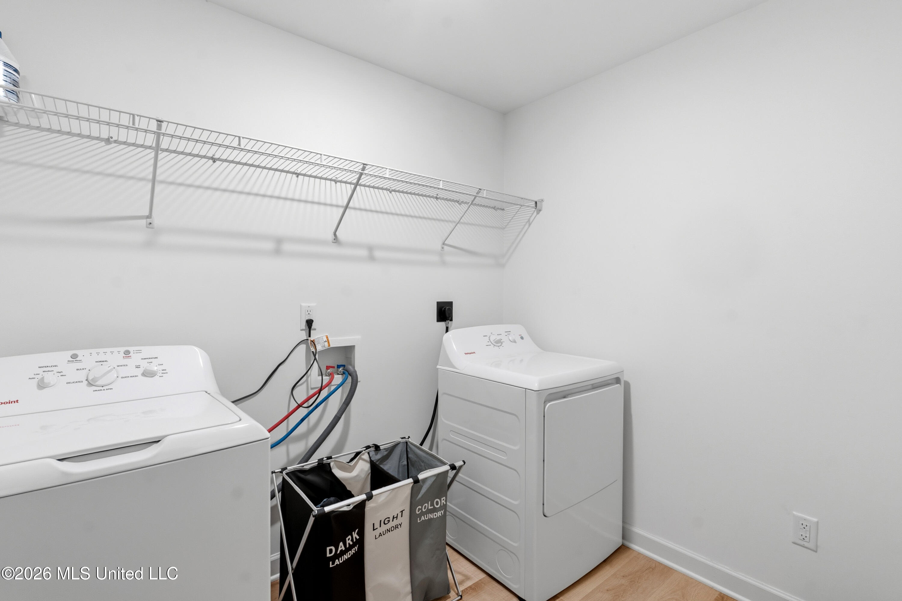 2432 Johnny Ray Drive Property Photo 10