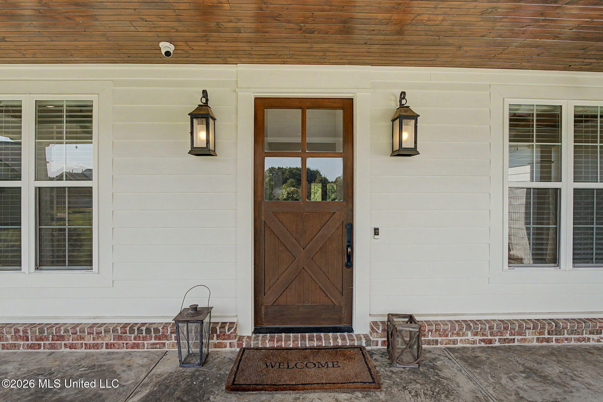 4493 Pleasant Breeze Drive Property Photo 9