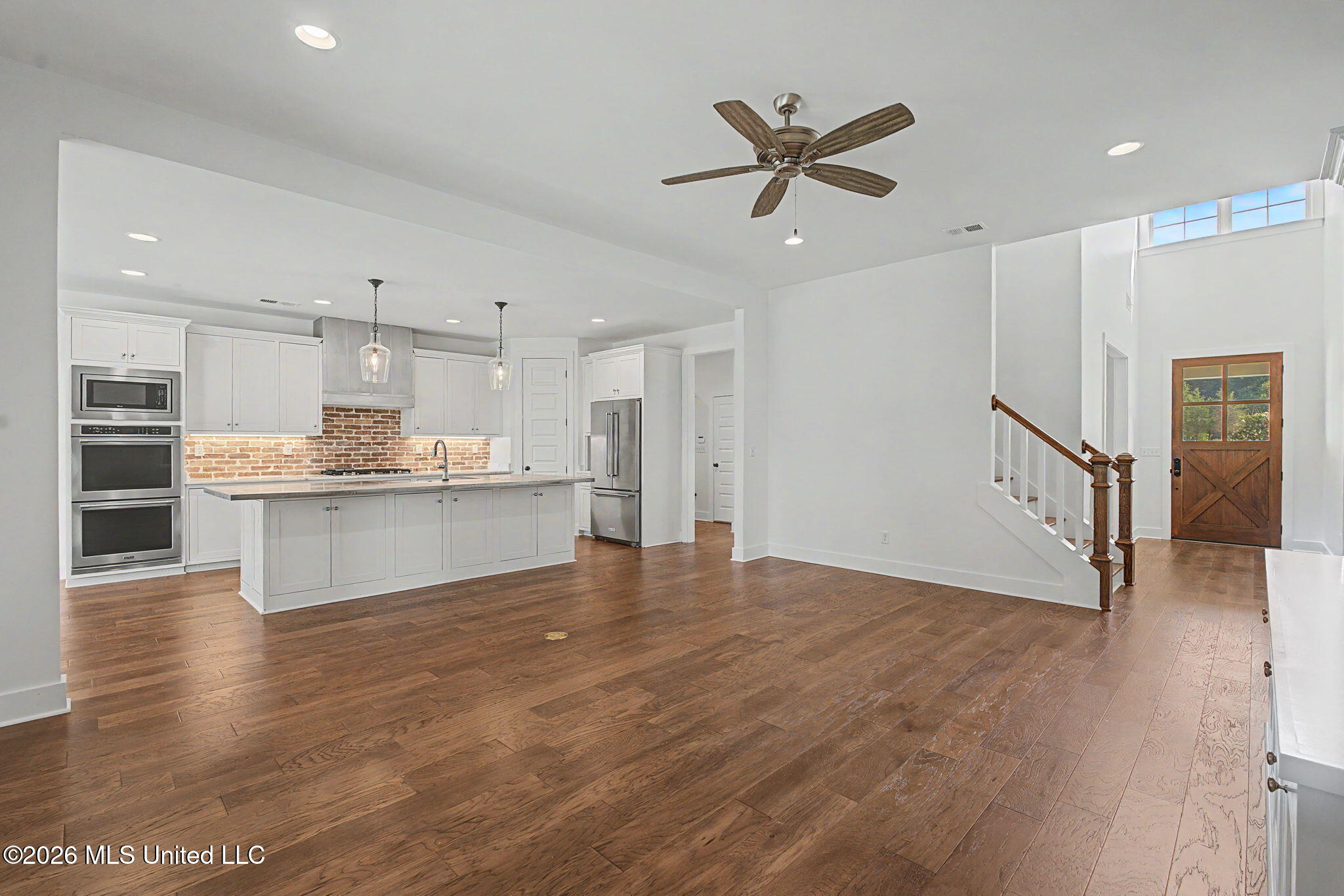 4493 Pleasant Breeze Drive Property Photo 15
