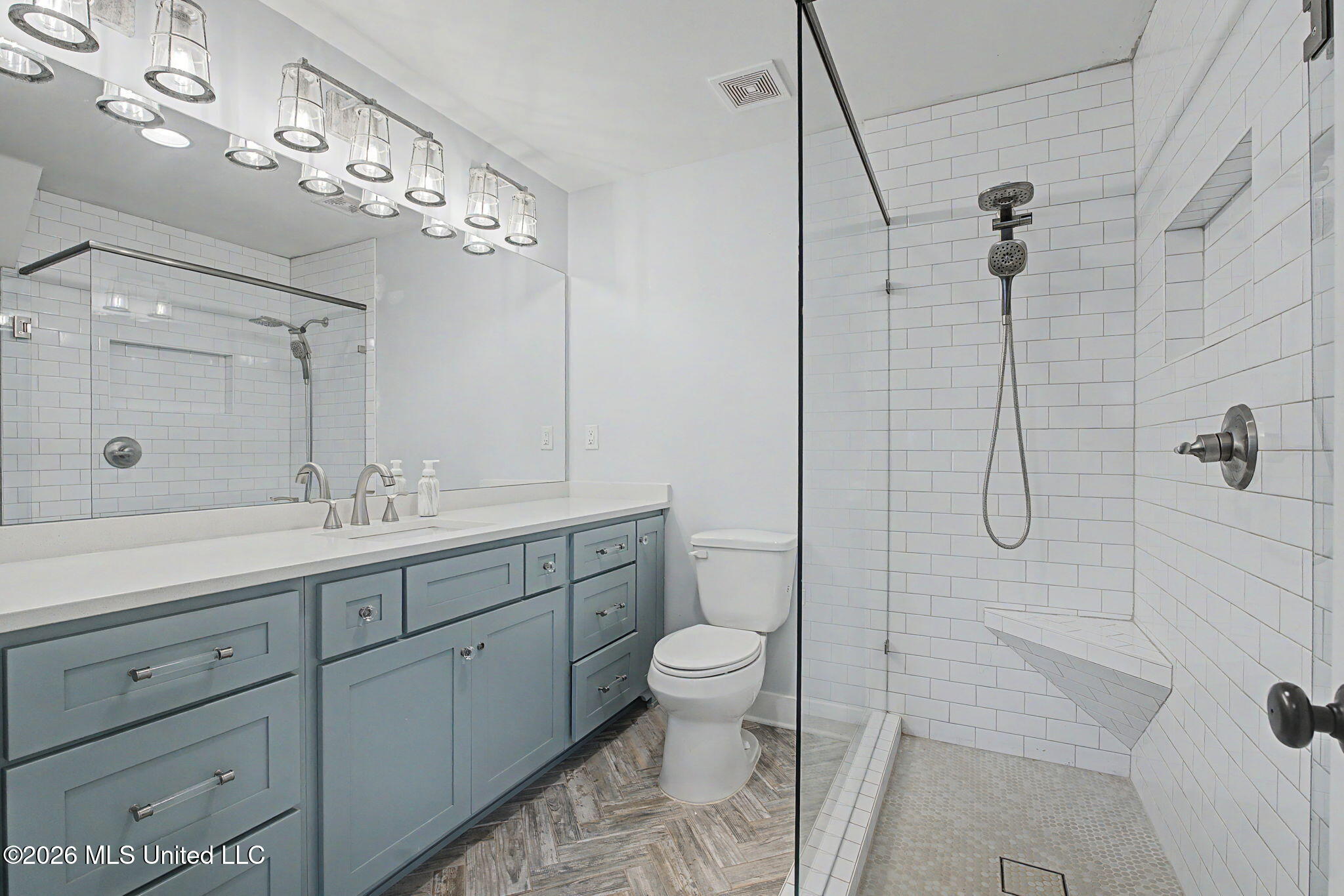 4493 Pleasant Breeze Drive Property Photo 46