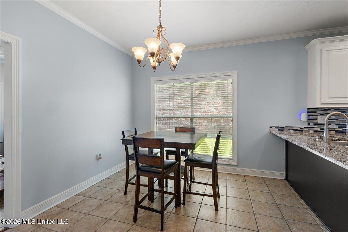 109 Navajo Circle Property Photo 15