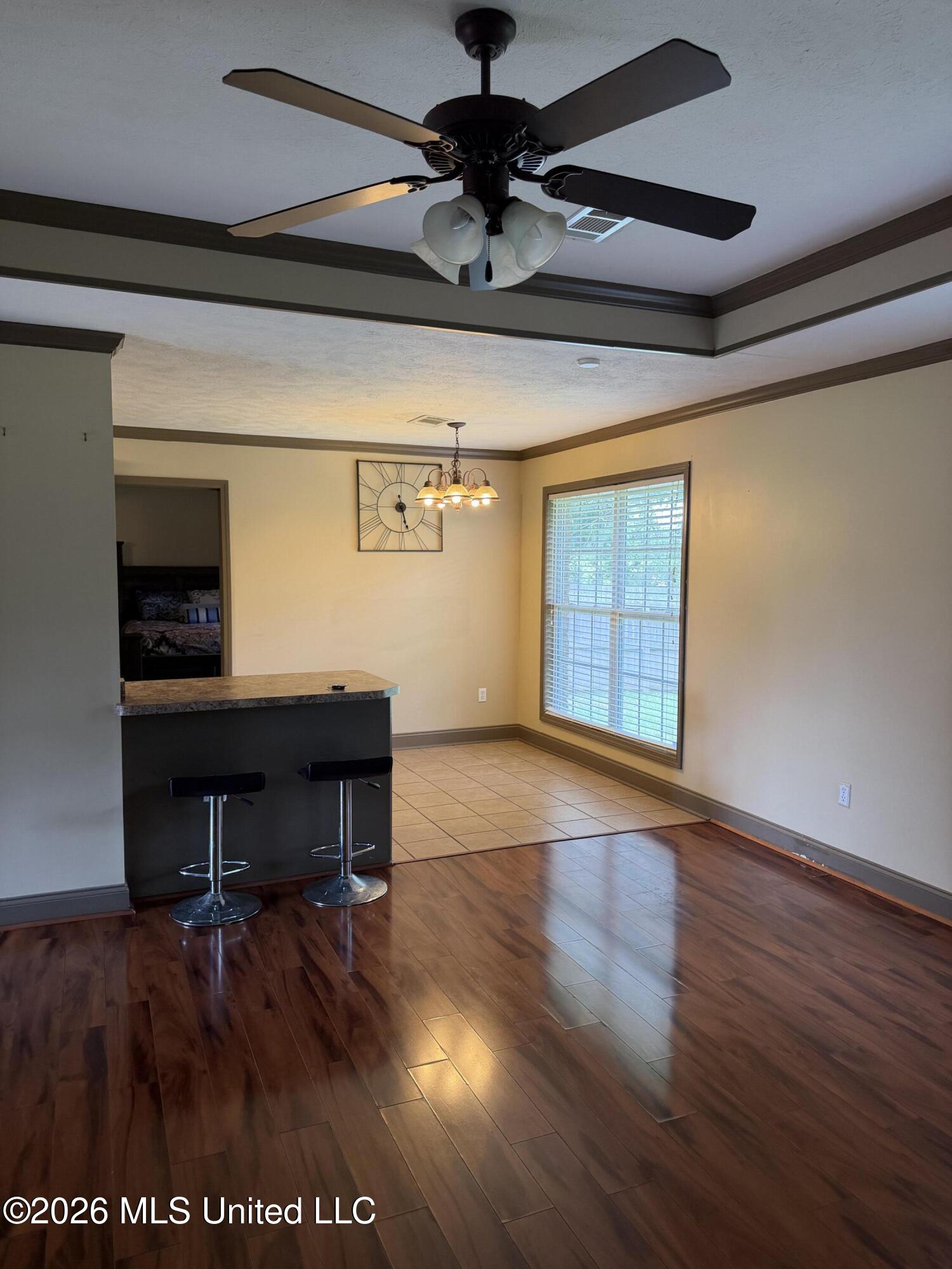371 Greystone Pointe Property Photo 9