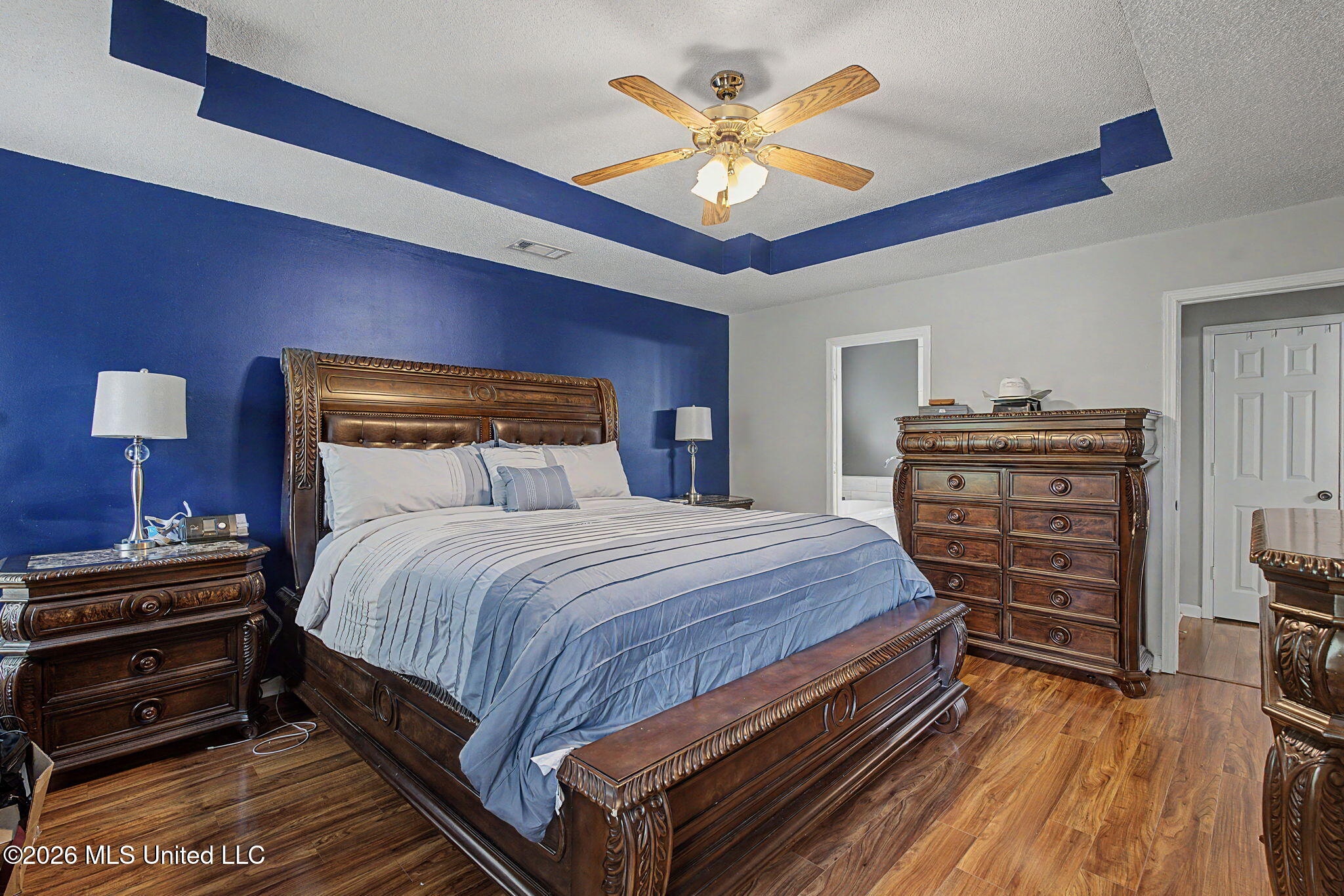 4536 Victoria Drive Property Photo 16
