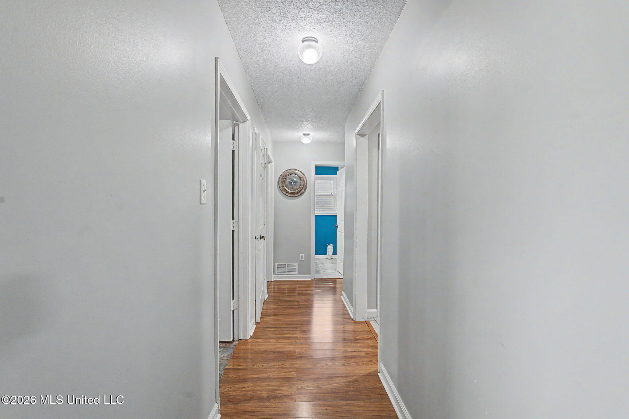 4536 Victoria Drive Property Photo 21