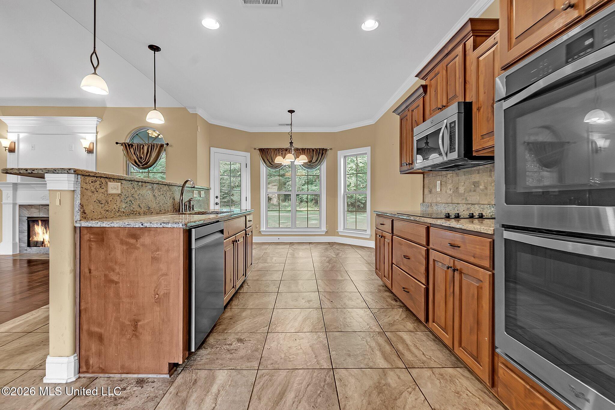 12902 Cotton Row Drive Property Photo 8