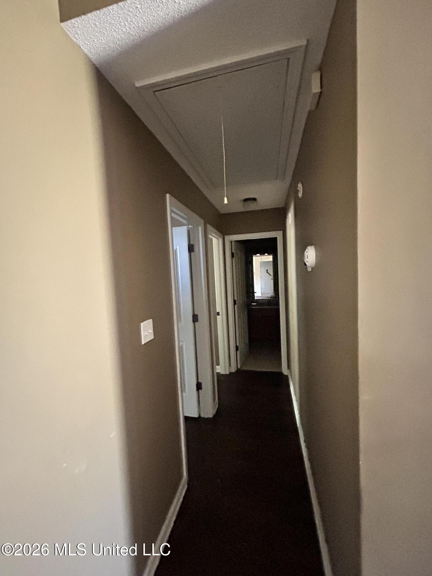 3887 Rasco Hills Drive Property Photo 8