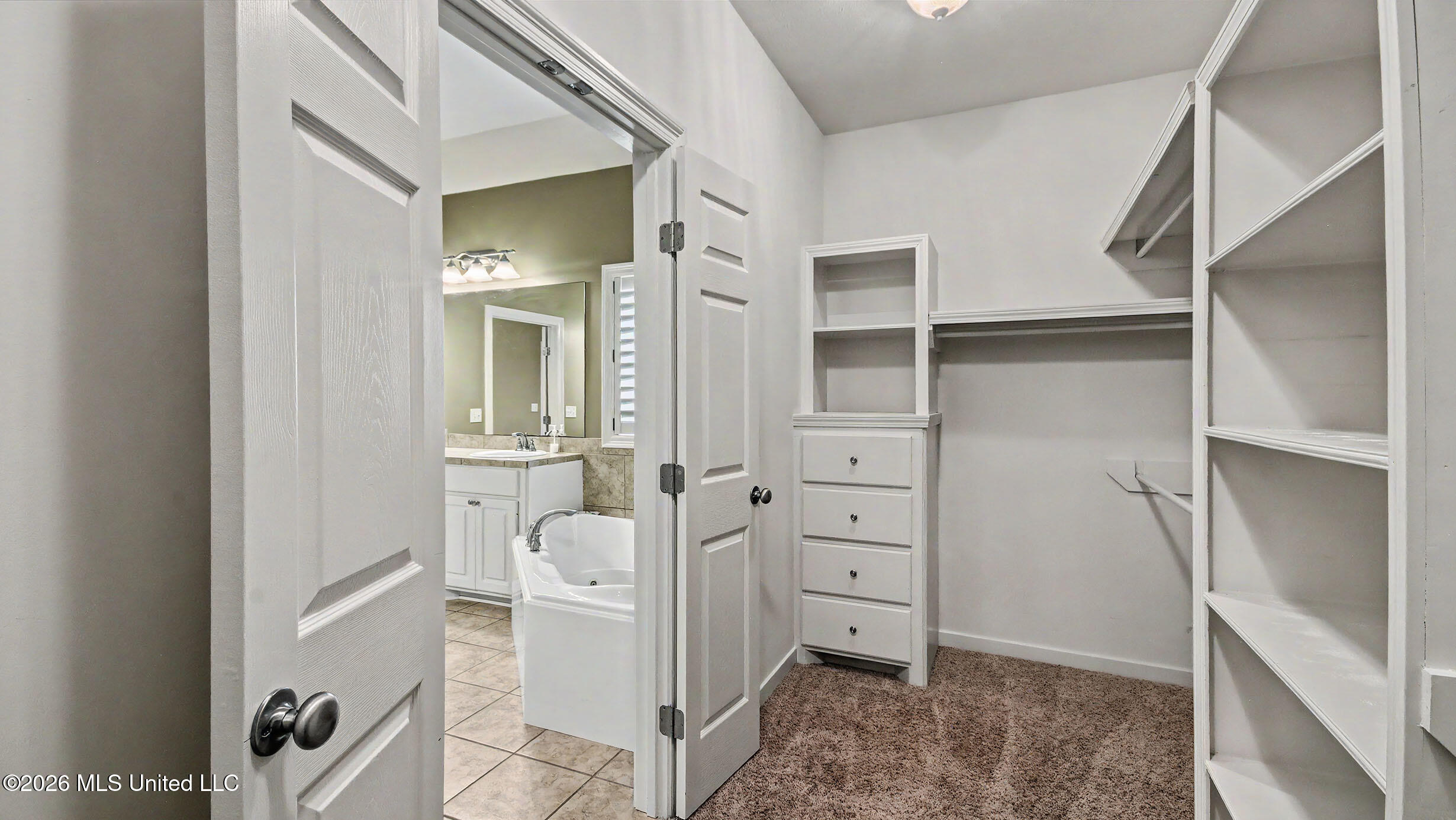 210 Tradition Cove Property Photo 11