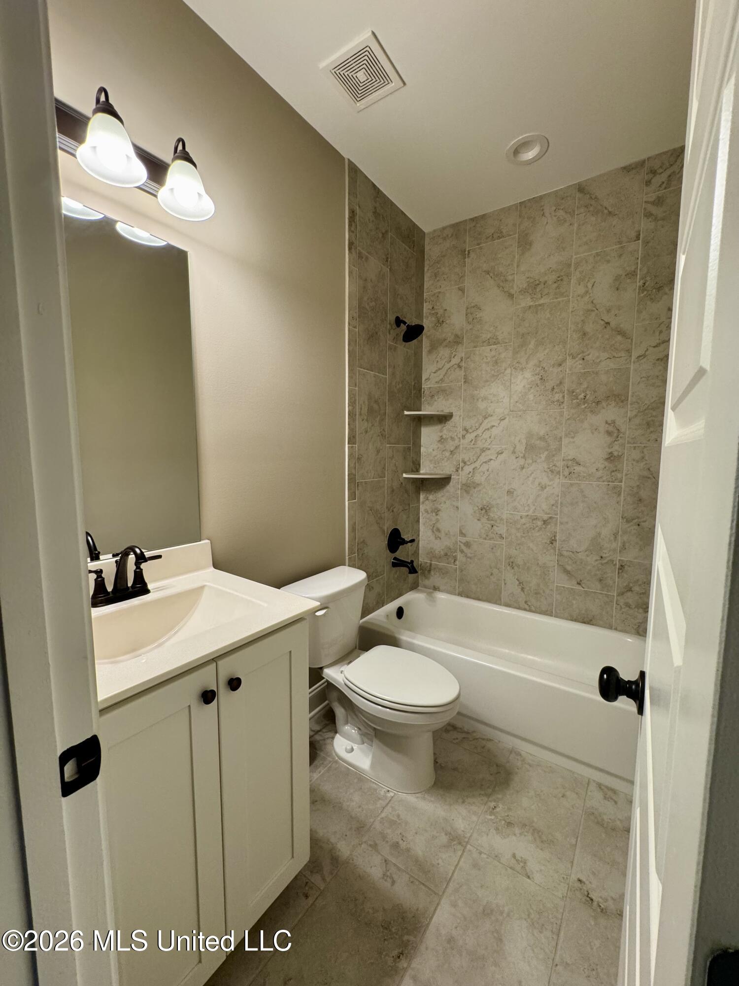 708 Holiday Cove Property Photo 24