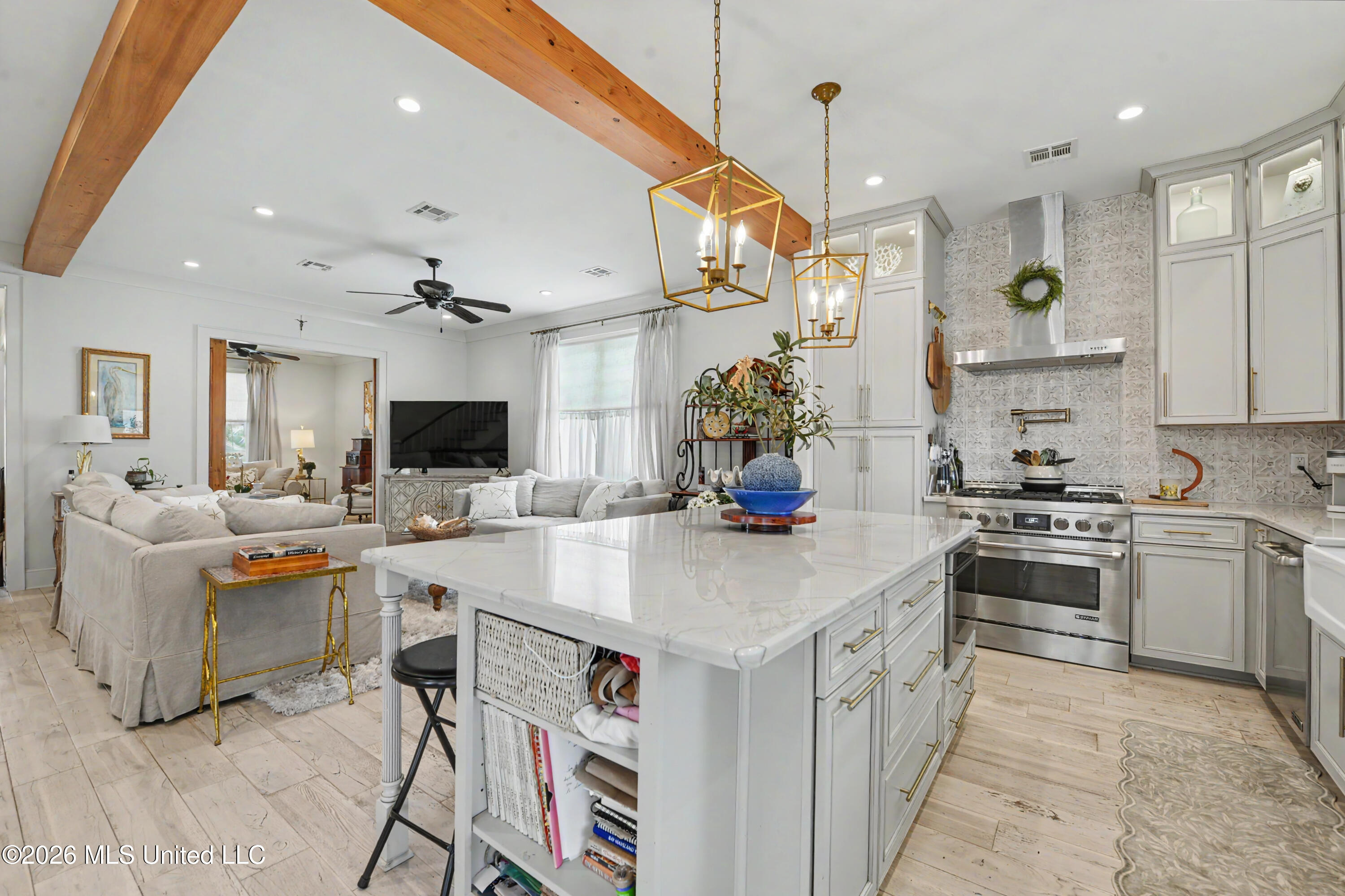 110 State Street Property Photo 12