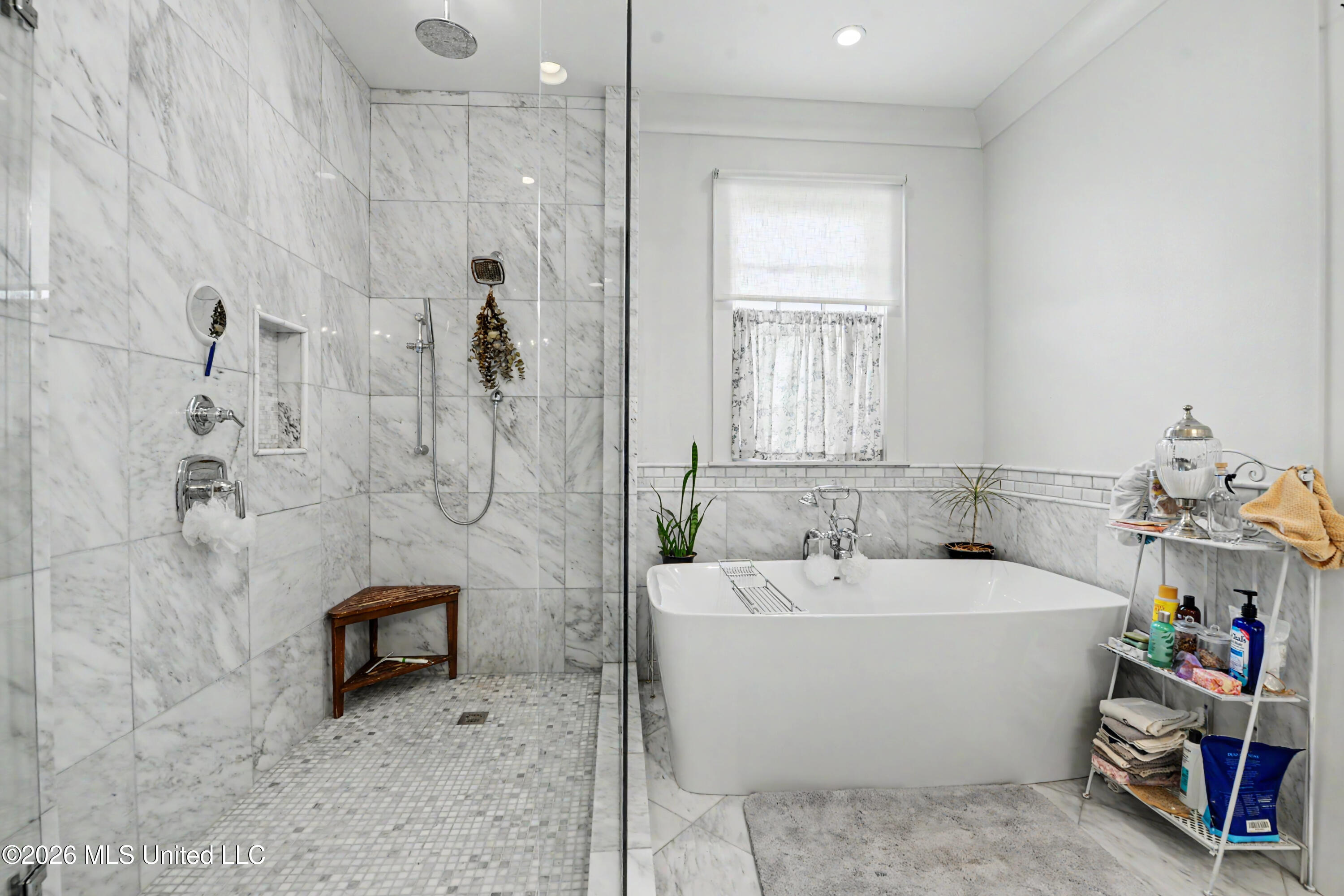 110 State Street Property Photo 19