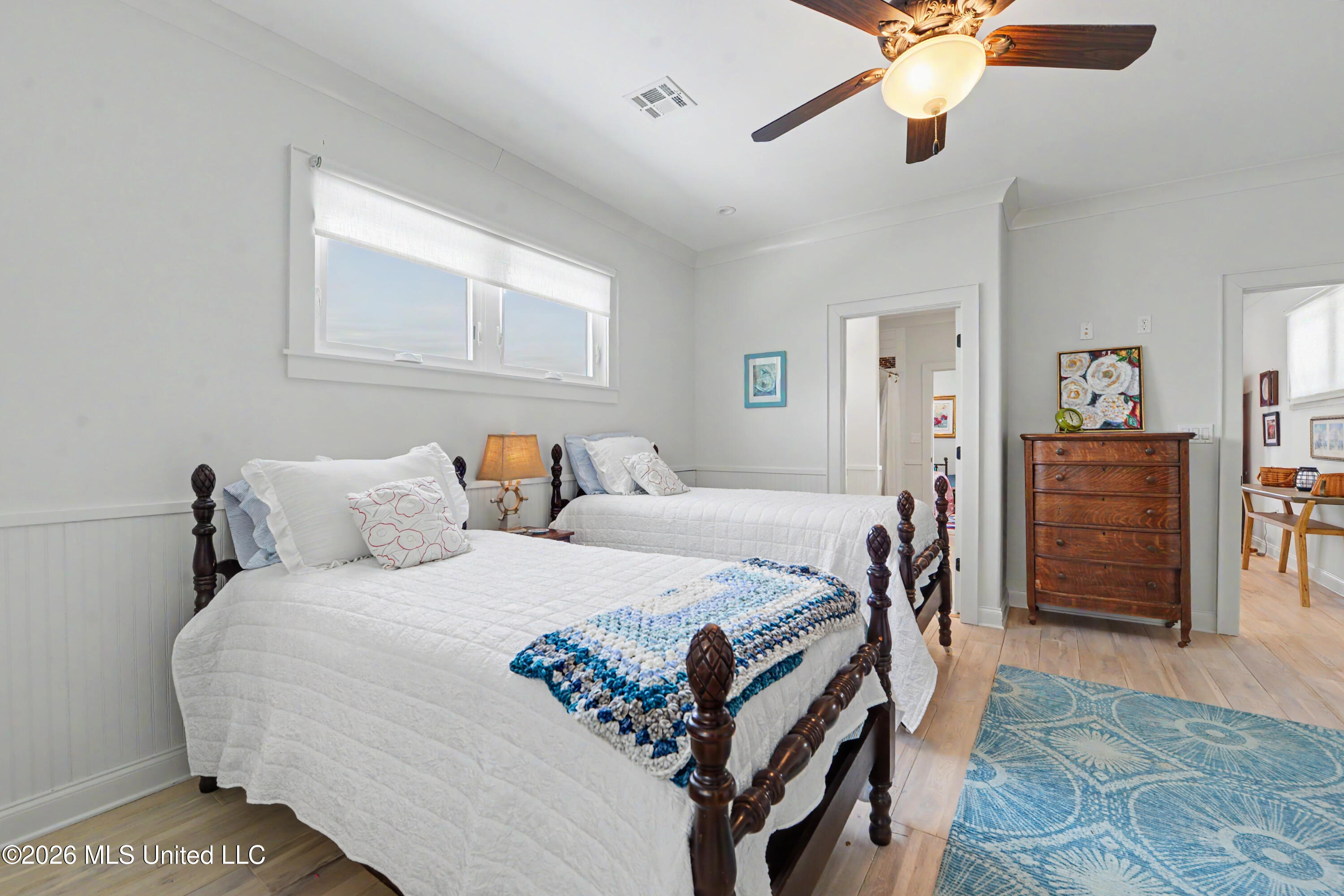 110 State Street Property Photo 23