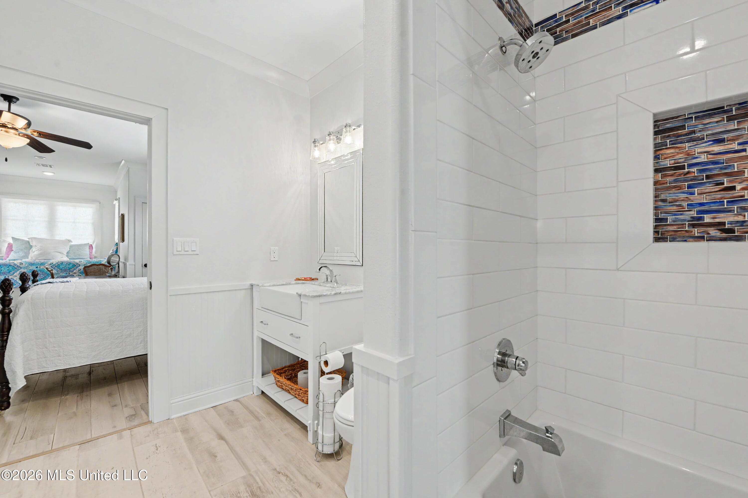 110 State Street Property Photo 25