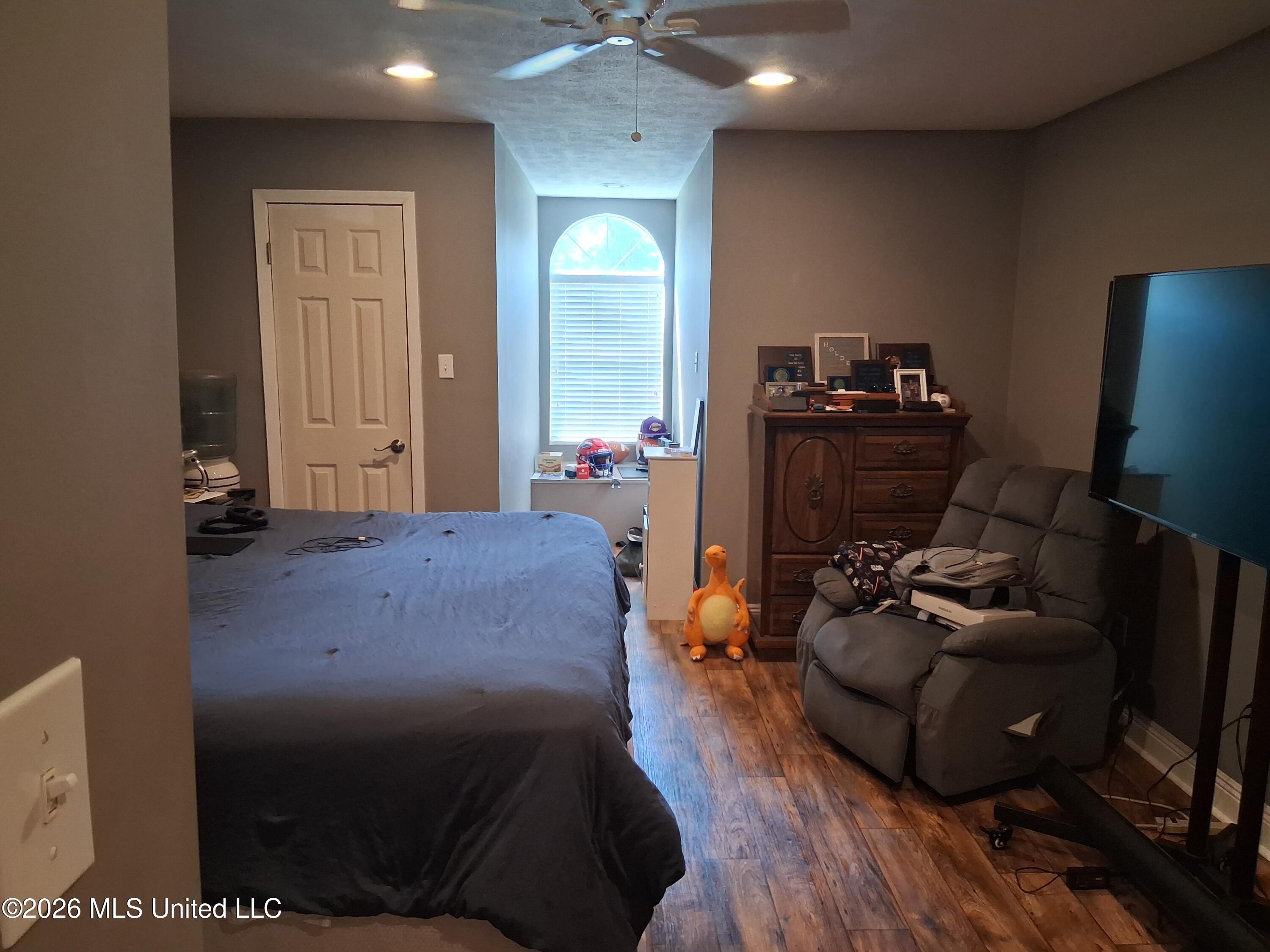 205 Martha Street Property Photo 9