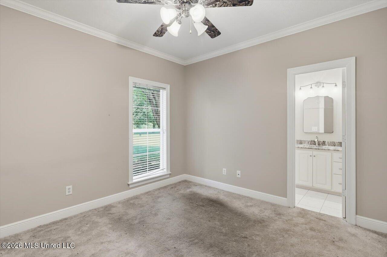115 Eastside Drive Property Photo 24