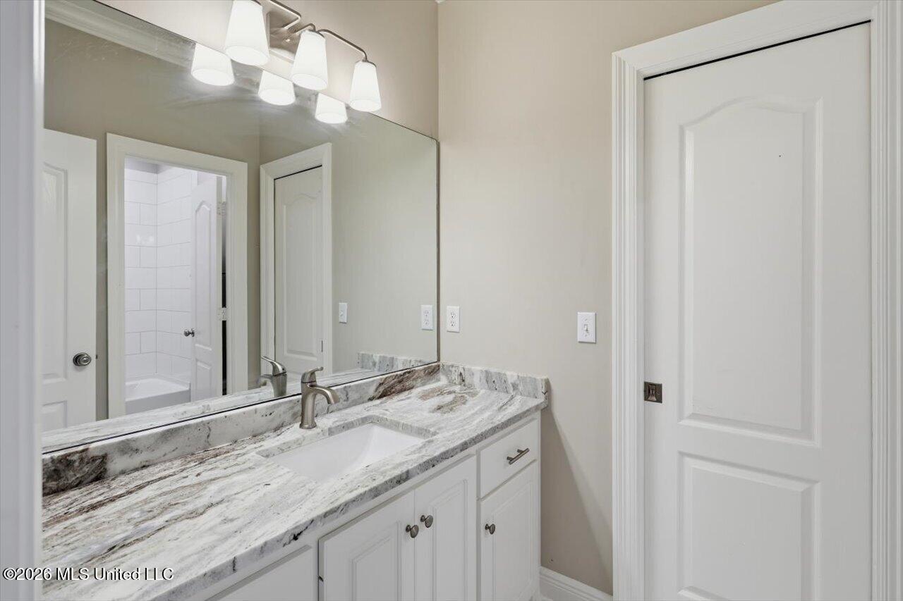 115 Eastside Drive Property Photo 27