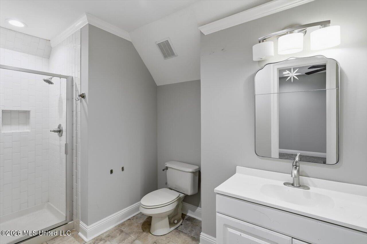 115 Eastside Drive Property Photo 32