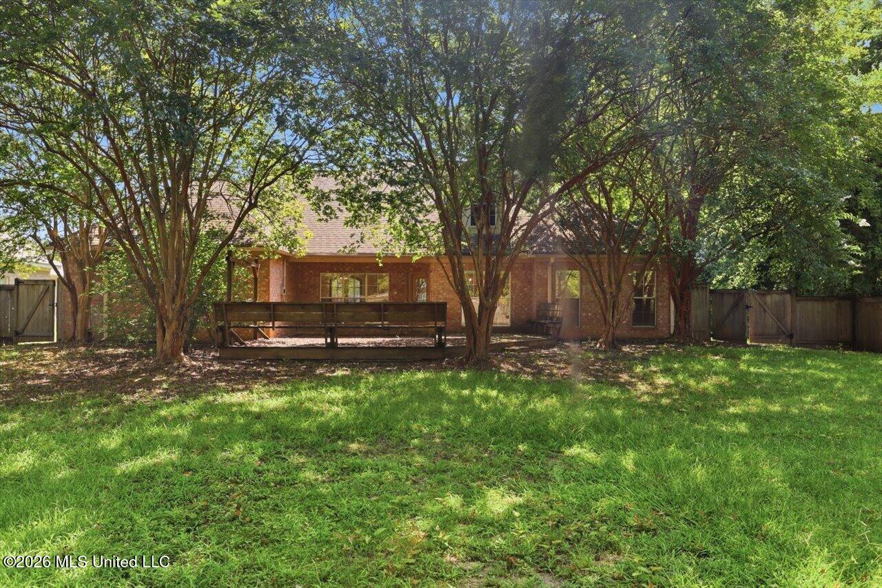 115 Eastside Drive Property Photo 36