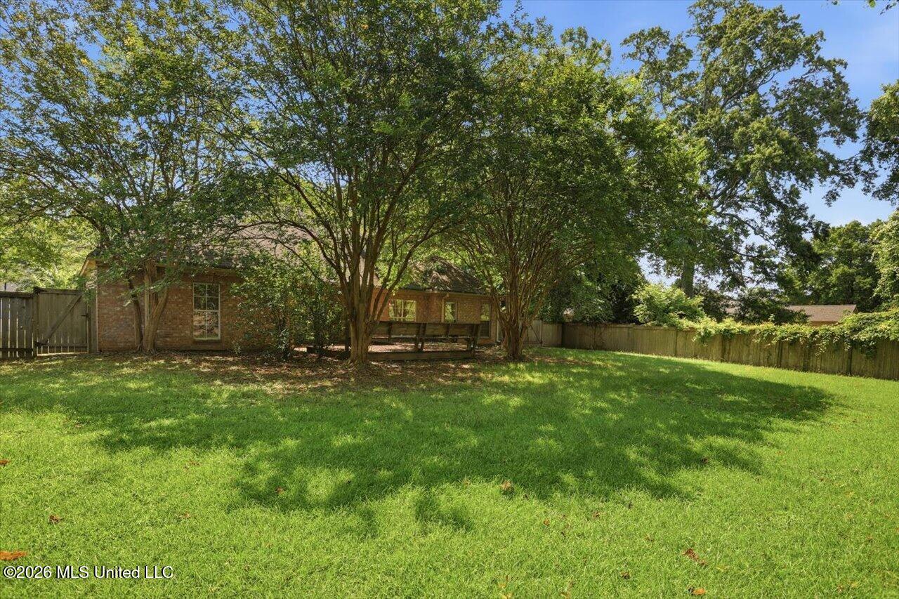 115 Eastside Drive Property Photo 38