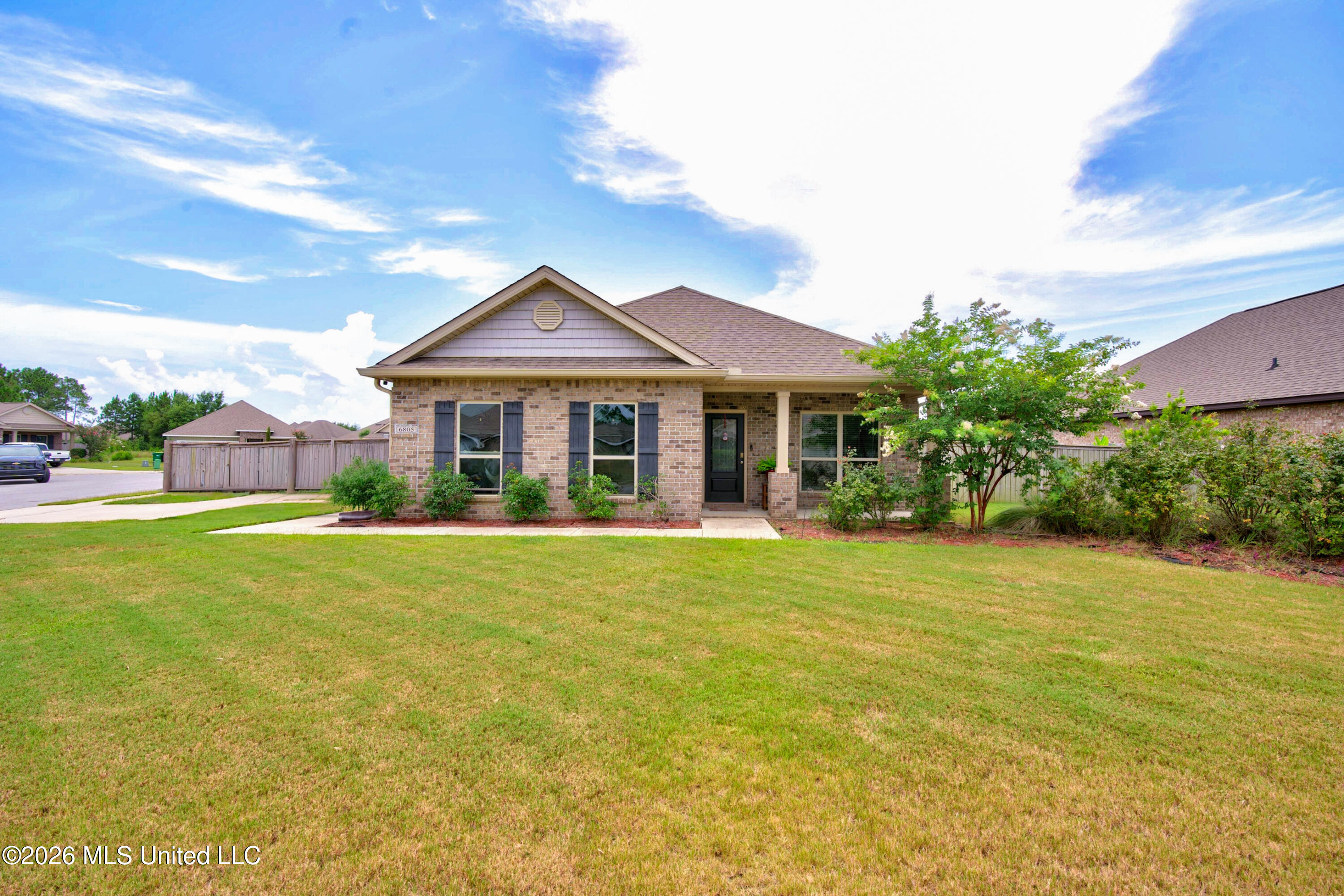 6805 Sweetclover Drive Property Photo 3