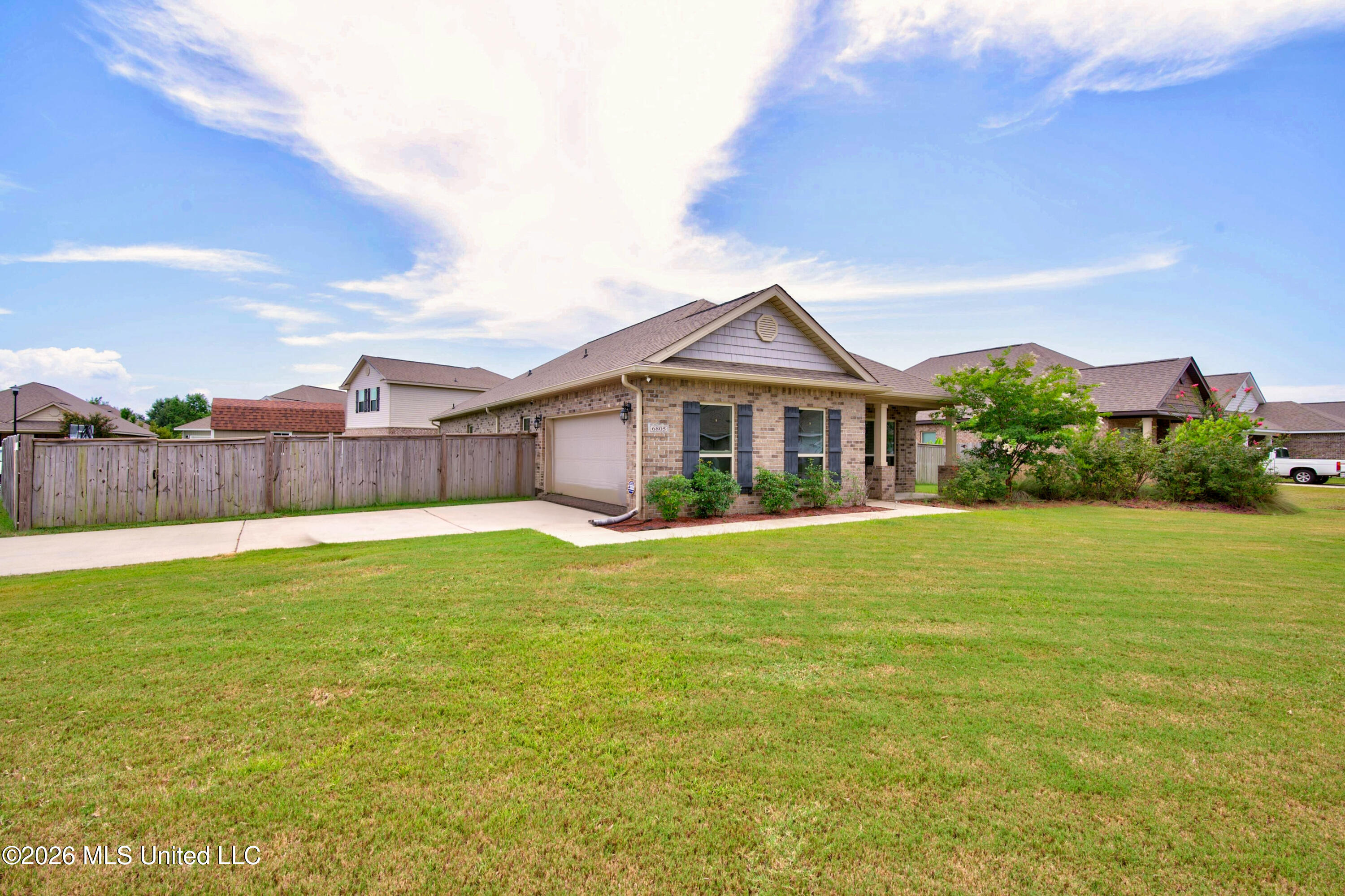 6805 Sweetclover Drive Property Photo 5