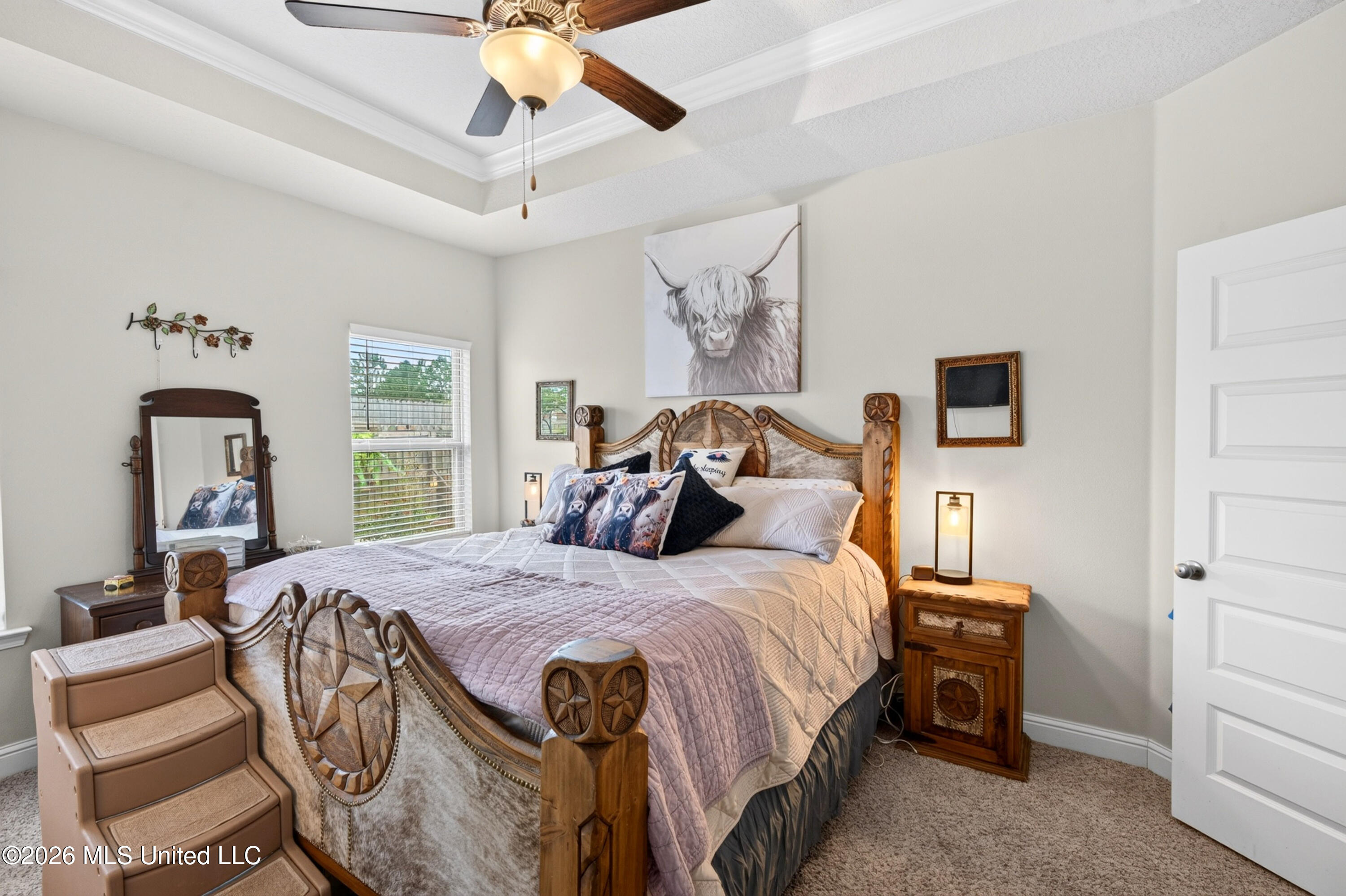 6805 Sweetclover Drive Property Photo 14