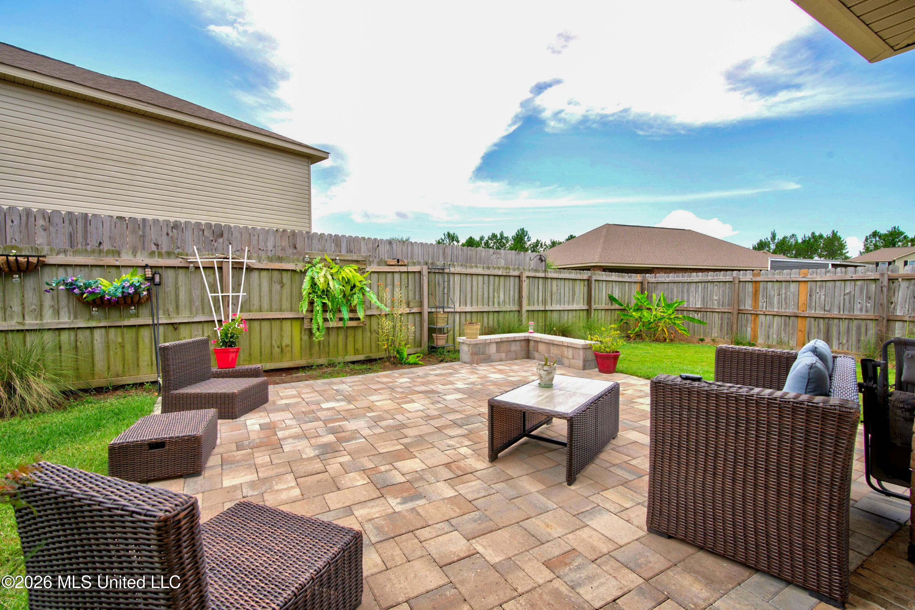 6805 Sweetclover Drive Property Photo 21