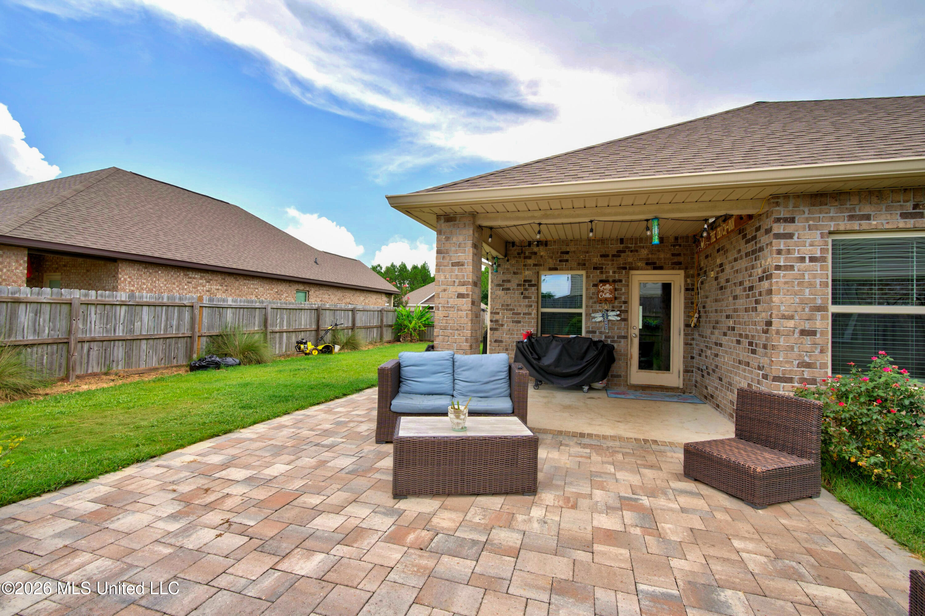 6805 Sweetclover Drive Property Photo 22