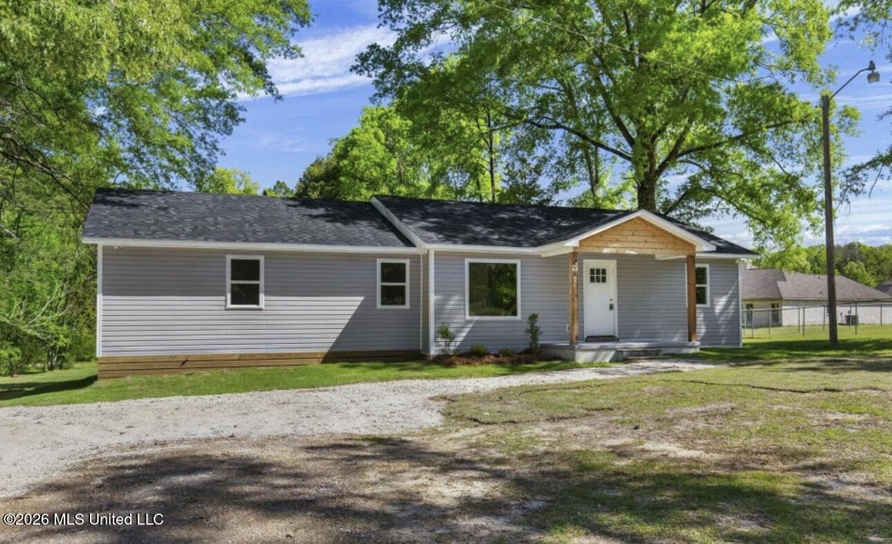 429 Old Whitfield Road Property Photo 2