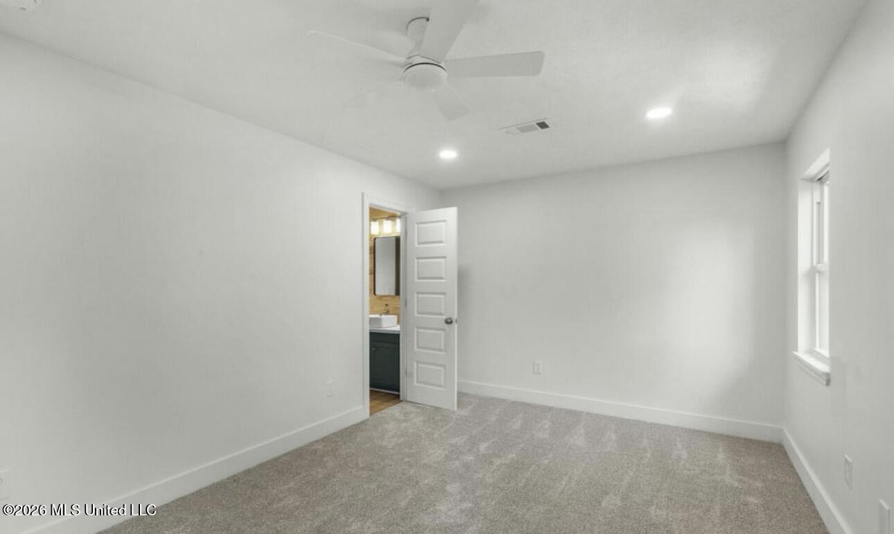 429 Old Whitfield Road Property Photo 25