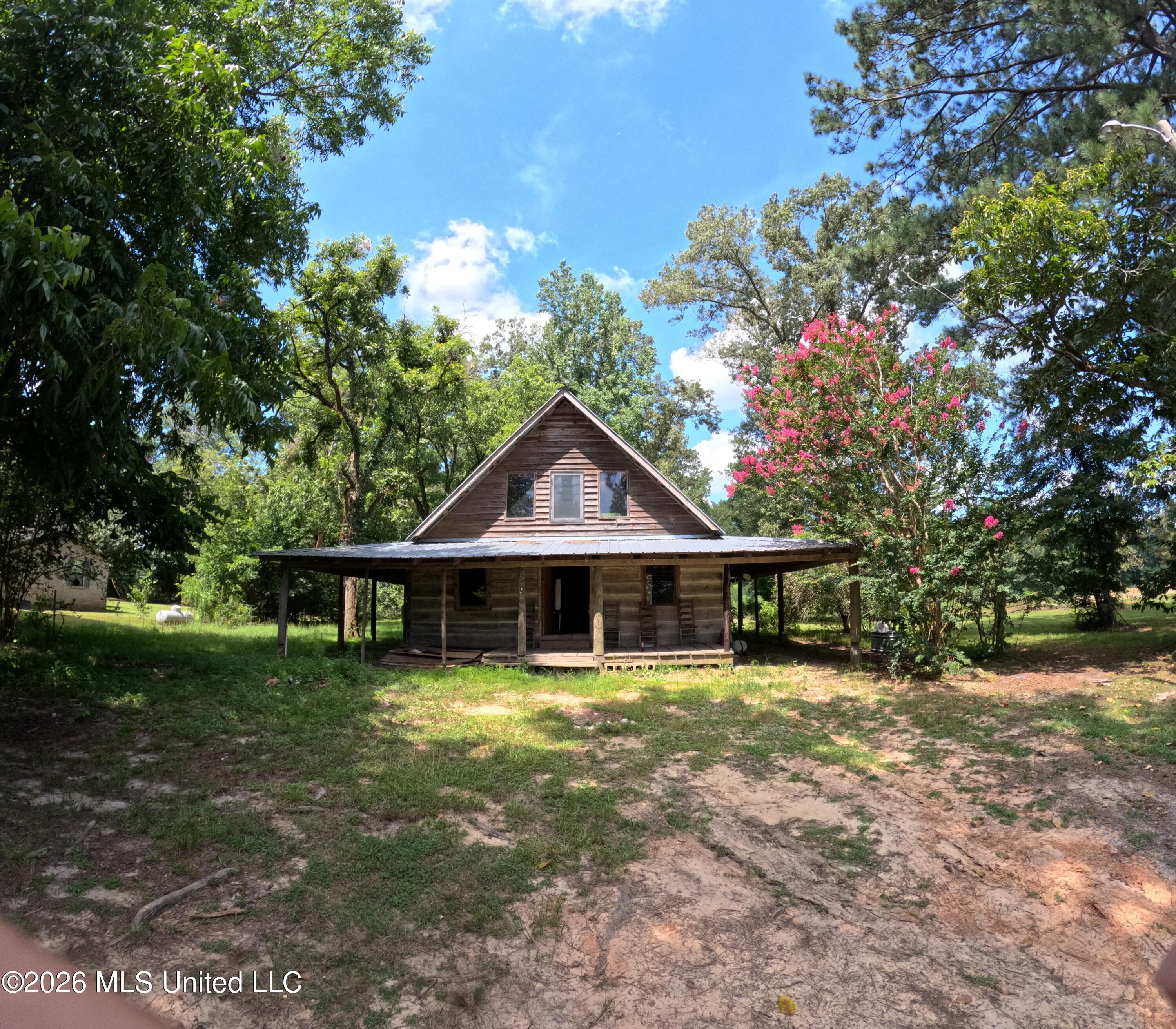 32 Granby Road Property Photo 1