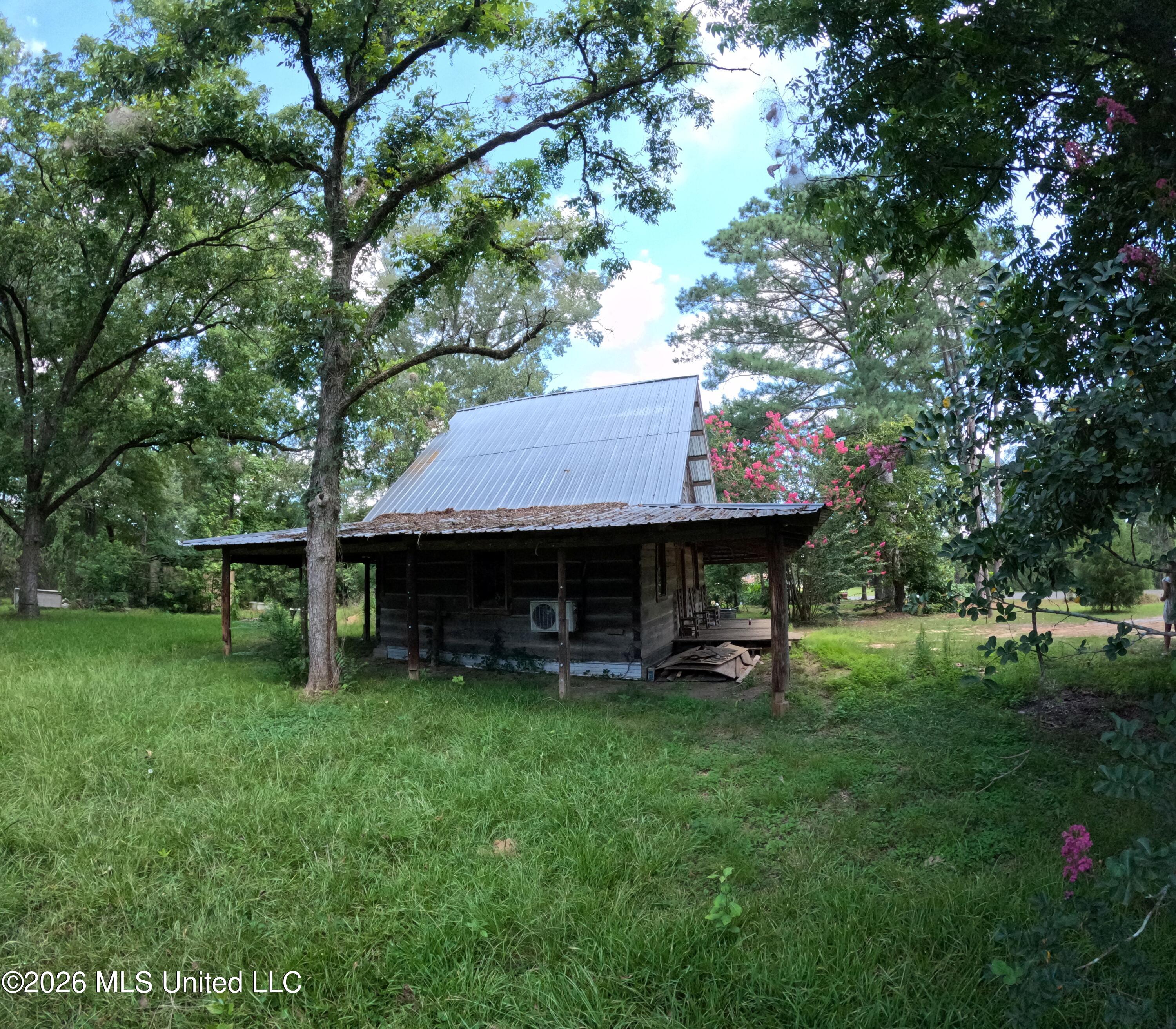 32 Granby Road Property Photo 2