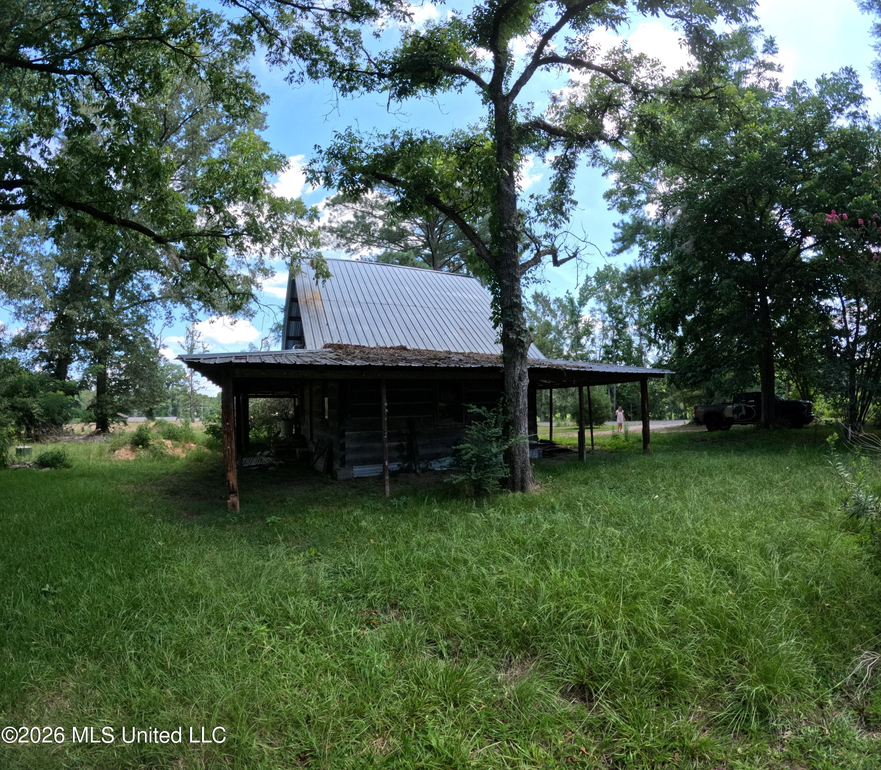 32 Granby Road Property Photo 3