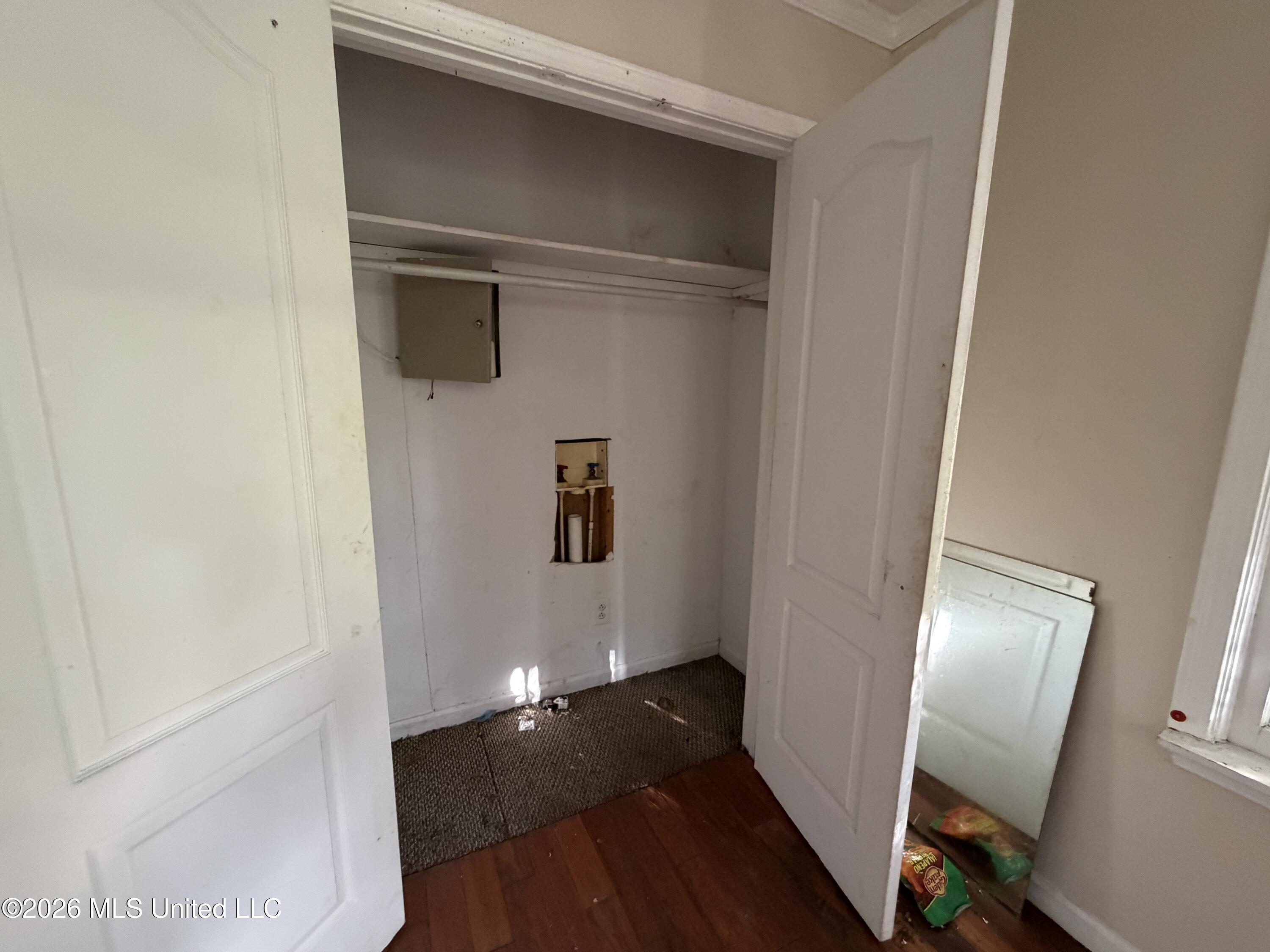 1312 Polk Avenue Property Photo 7